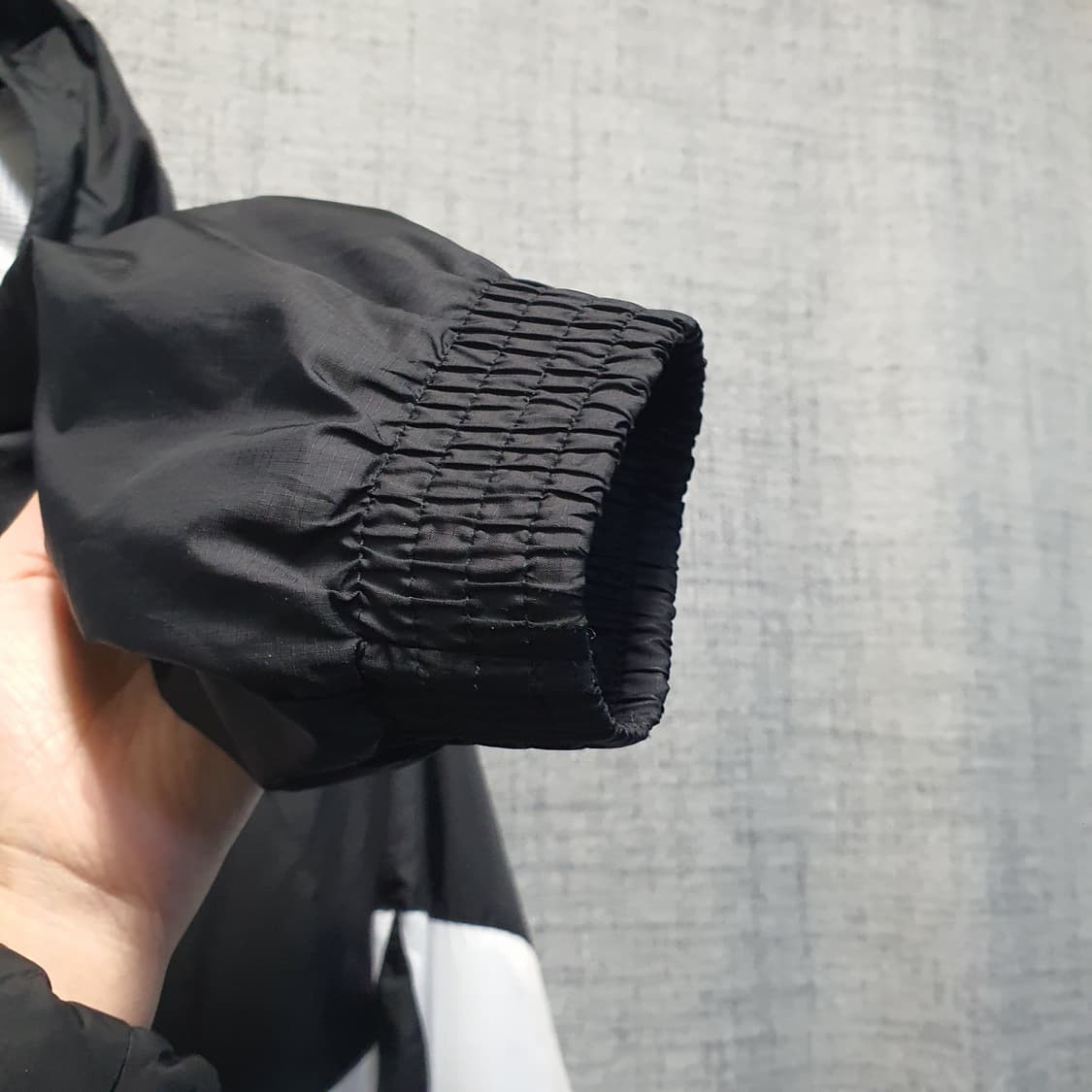 아디다스 남성 빅 트레포일 윈드브레이커  상품이미지4