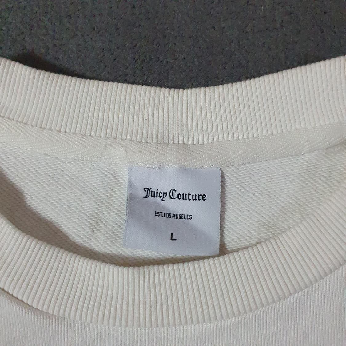 쥬시꾸뛰르 큐빅로고 맨투맨 L 화이트 상품이미지4