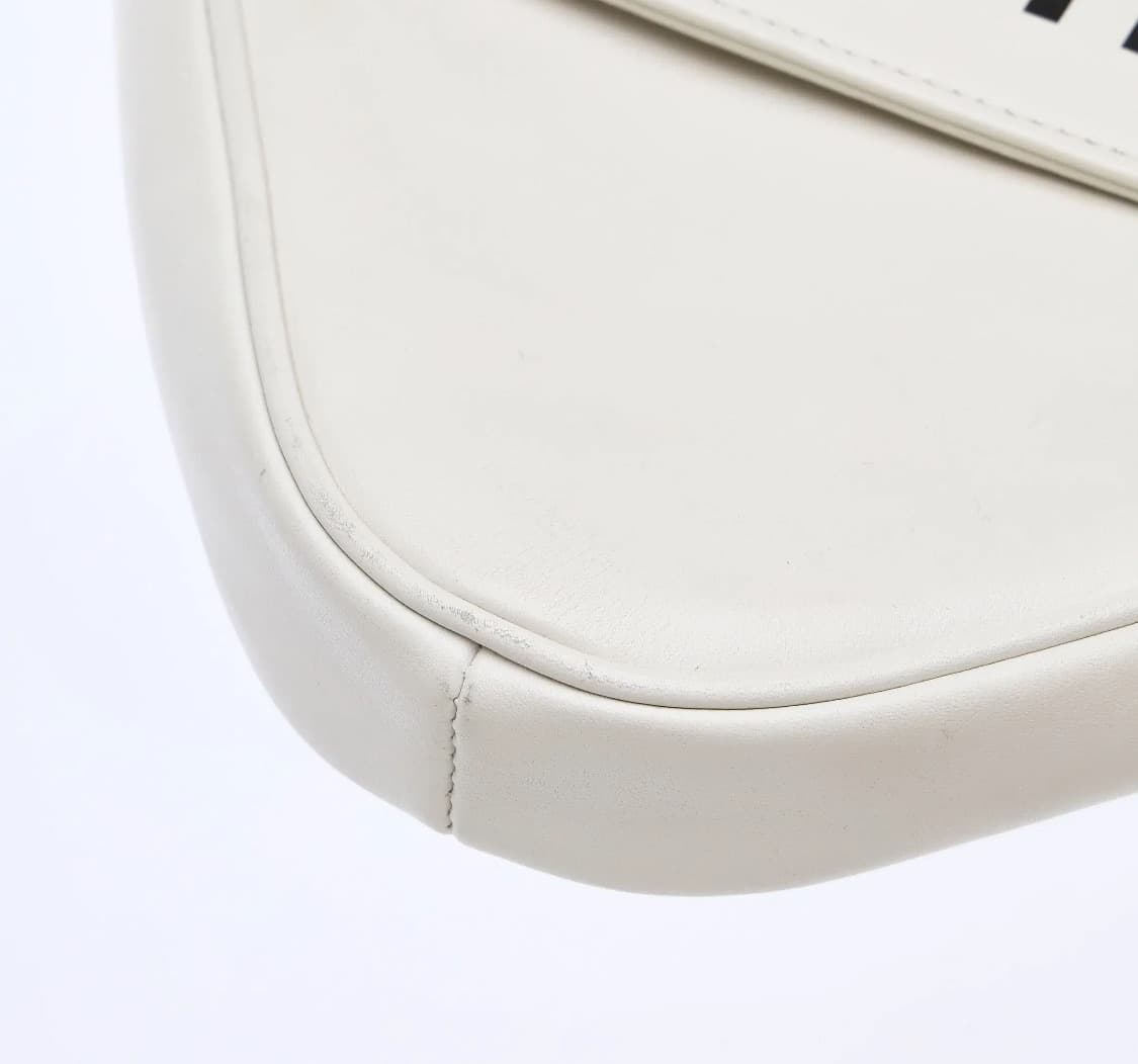 [A급] 셀린느 트라이앵글 백 판매합니다!!! 상품이미지7