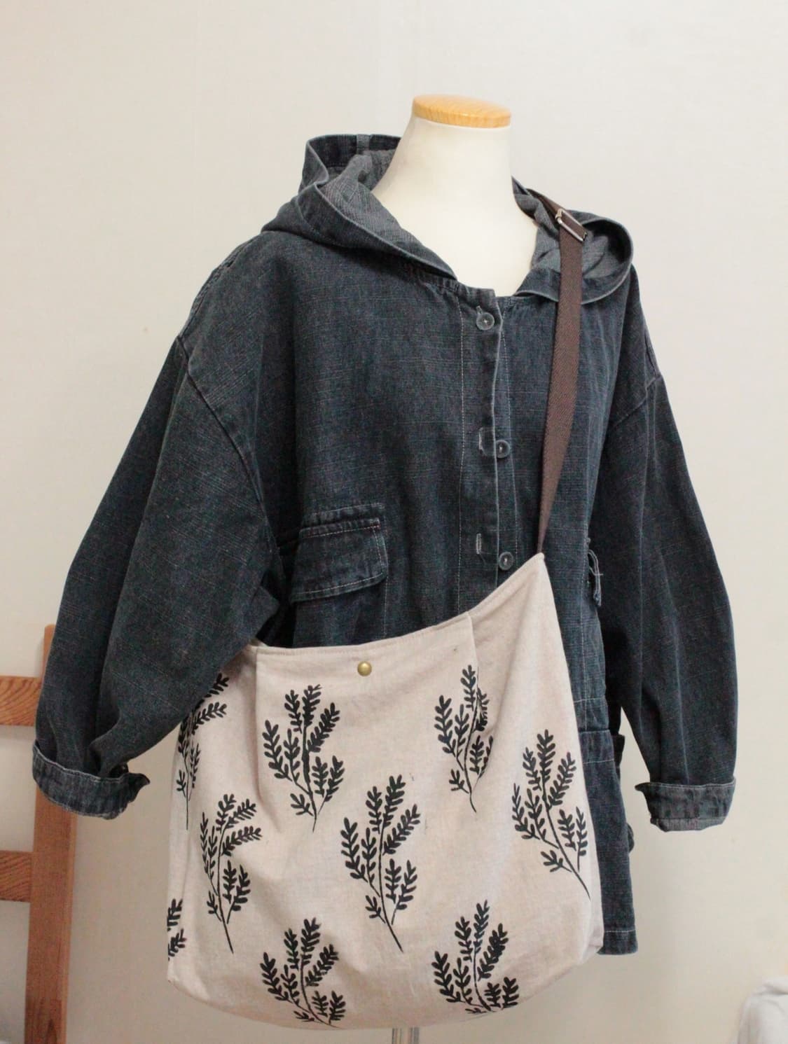 핸드메이드 핀턱 크로스백 상품이미지2