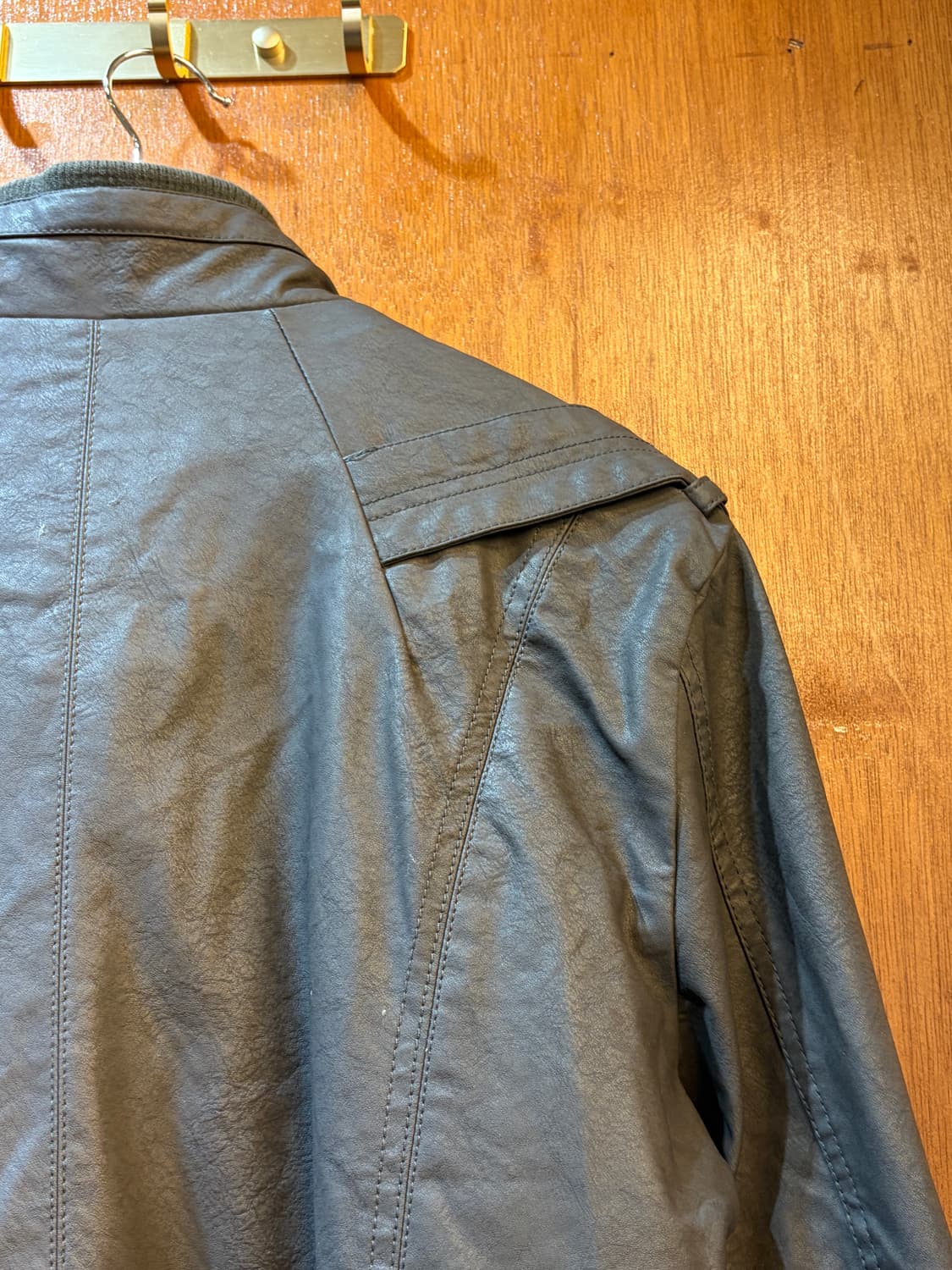 닐바렛 아카이브 테크 레더 자켓 상품이미지5