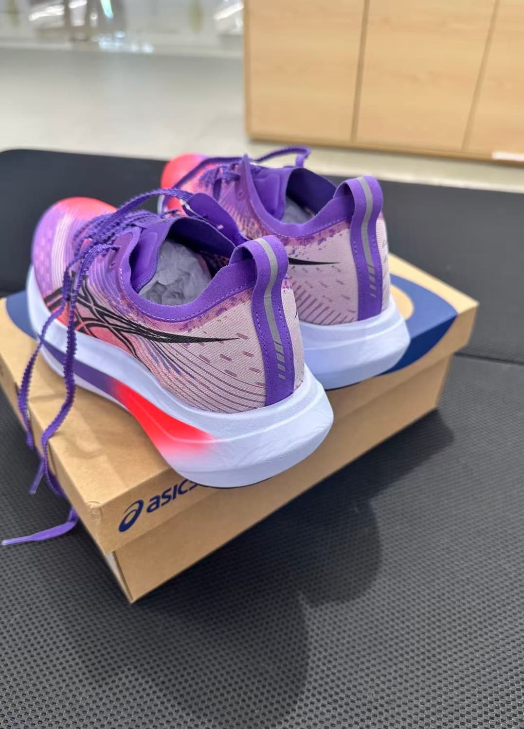 아식스 메가블라스트 블랙 핑크 상품이미지3