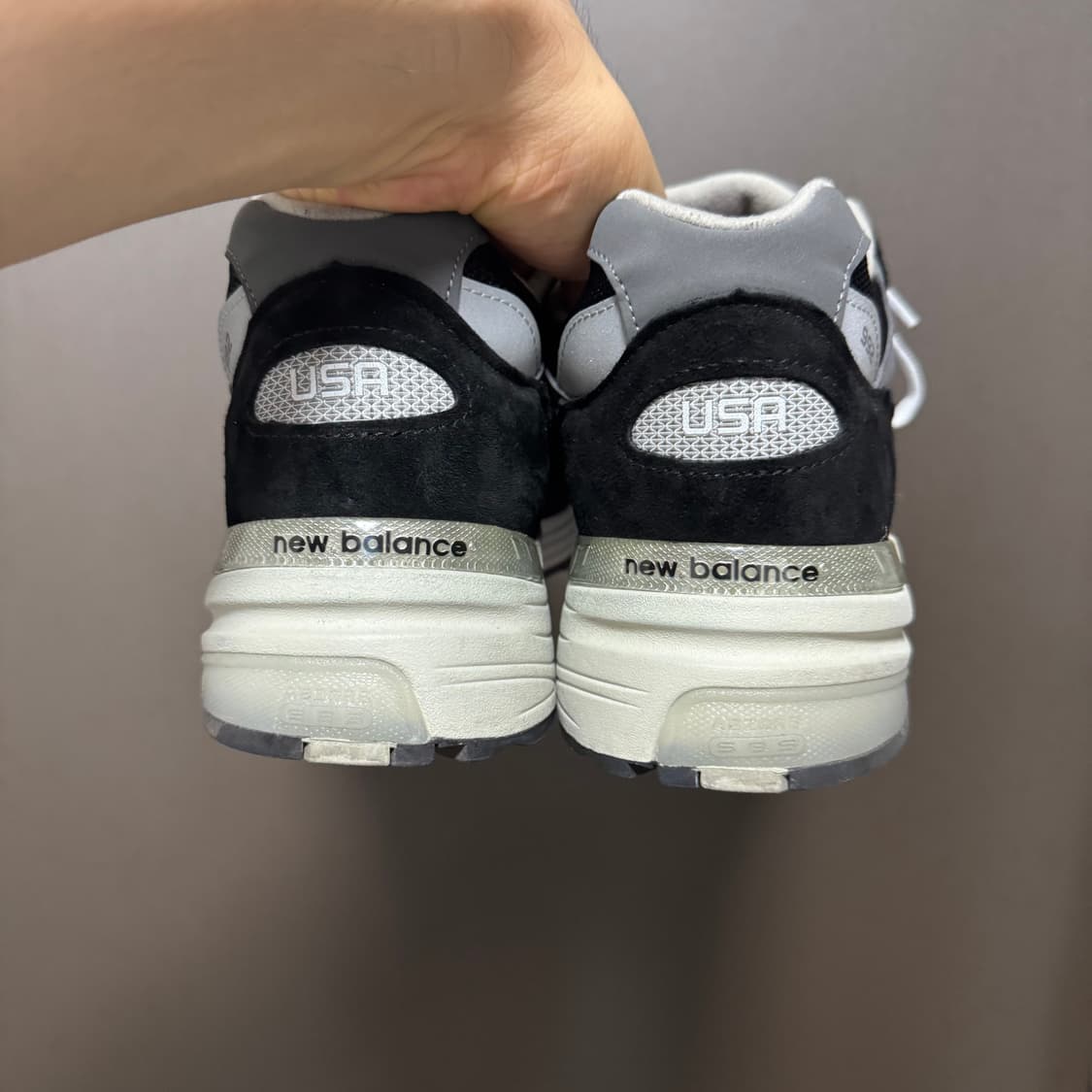 (295) 뉴발란스 992 블랙 상품이미지3