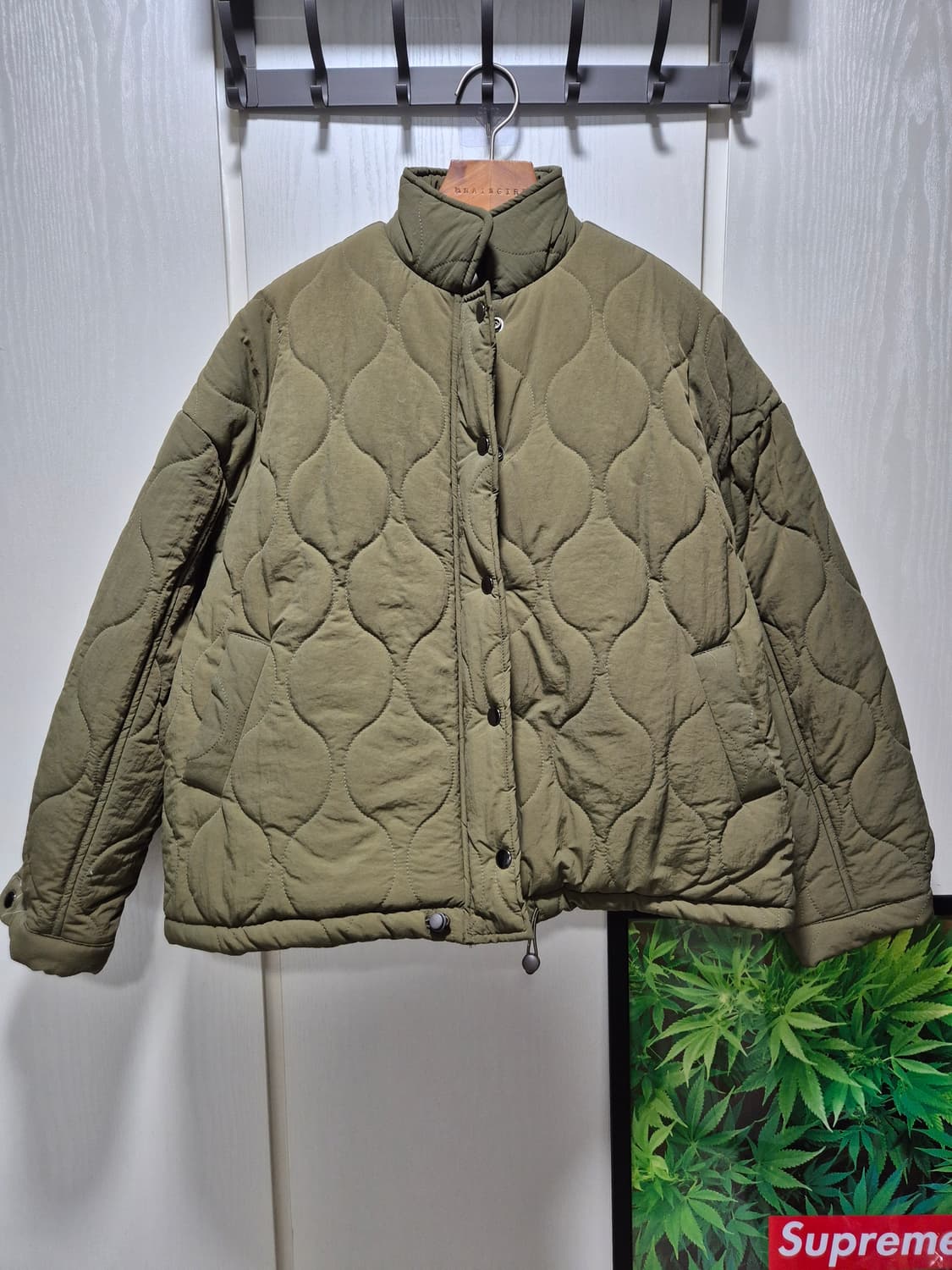 빈티지 카키색 퀼팅 점퍼. 새상품 상품이미지1