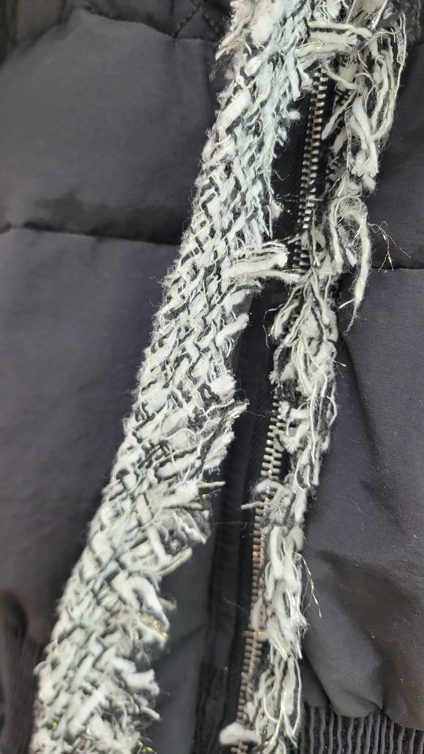 ZABARA ODE  폭스후드 트위드배색 숏패딩 상품이미지3