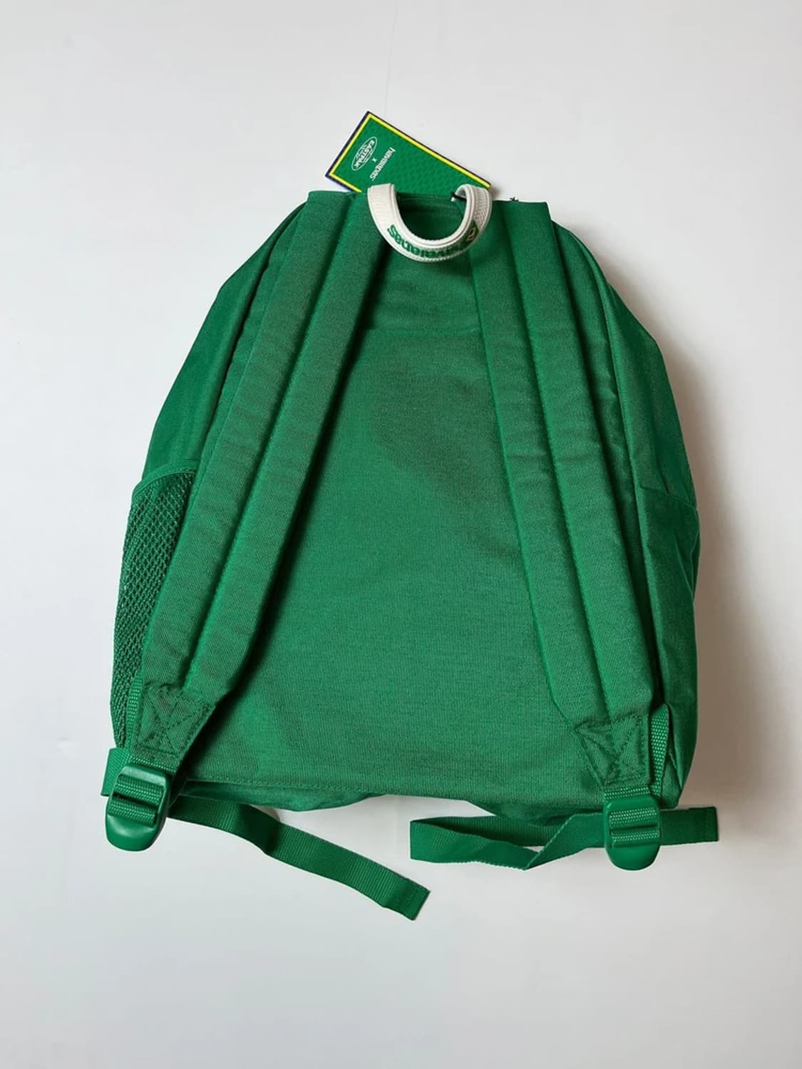 이스트팩 x HAVAIANAS 패디드 파커 백팩 Q1328 상품이미지6