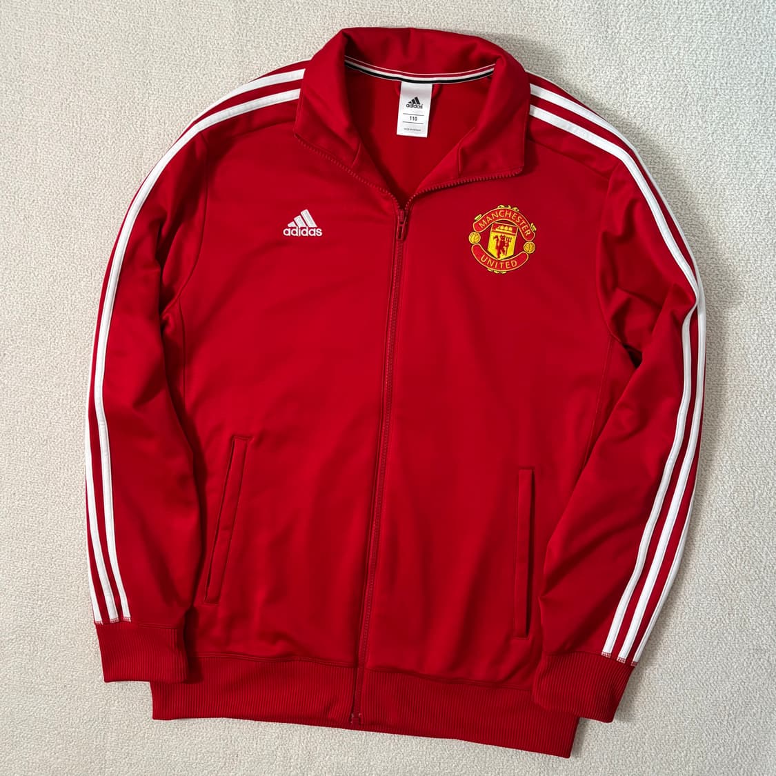 아디다스 맨체스터 유나이티드 레드 로고 져지 상품이미지1