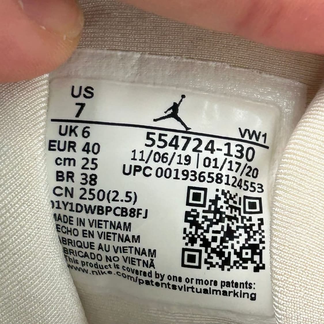 나이키 조던 1 미드 트리플 화이트 스니커즈 250 상품이미지6