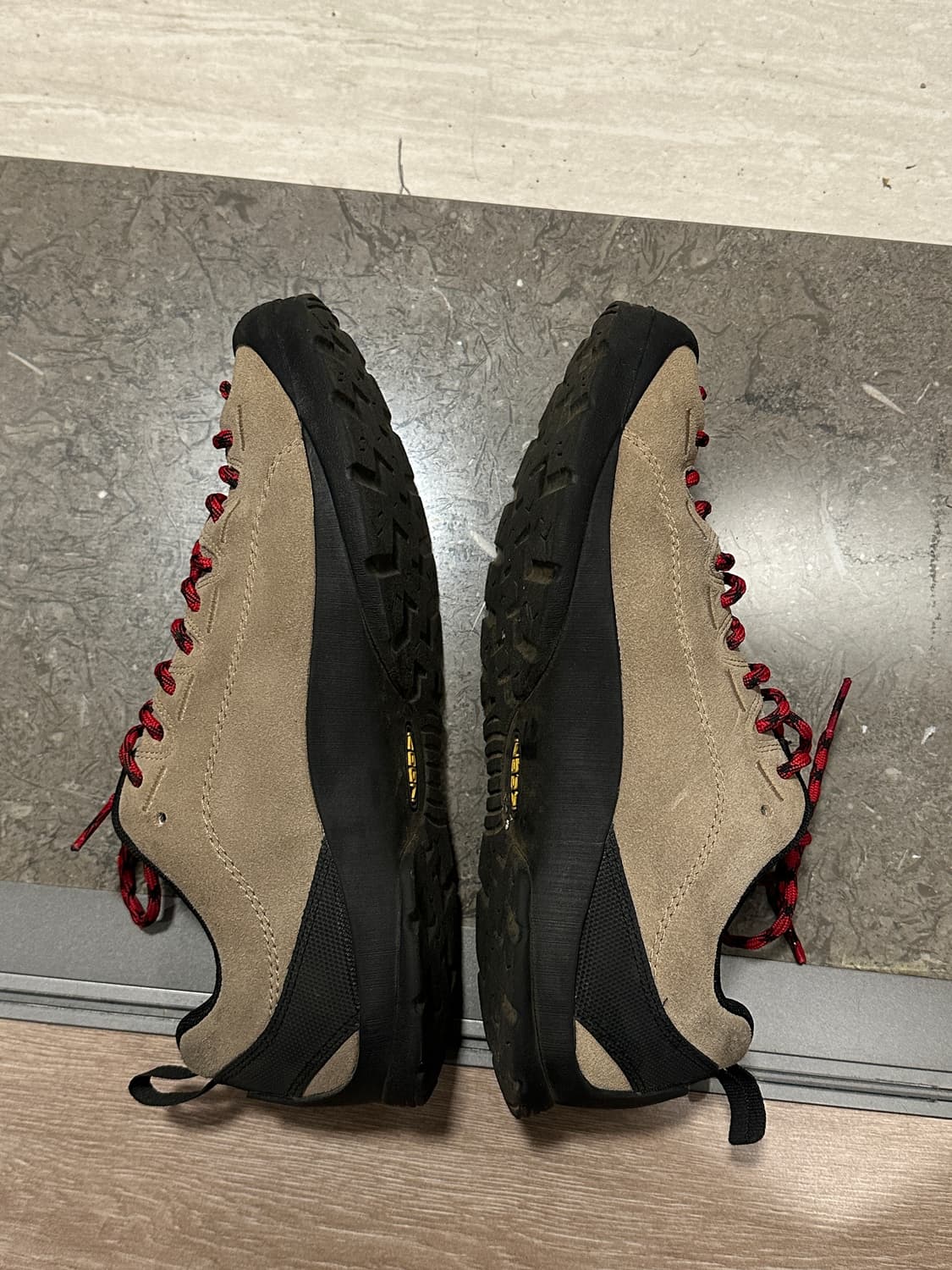 킨 재스퍼 스웨이드 스니커즈 실버 밍크 260 상품이미지3