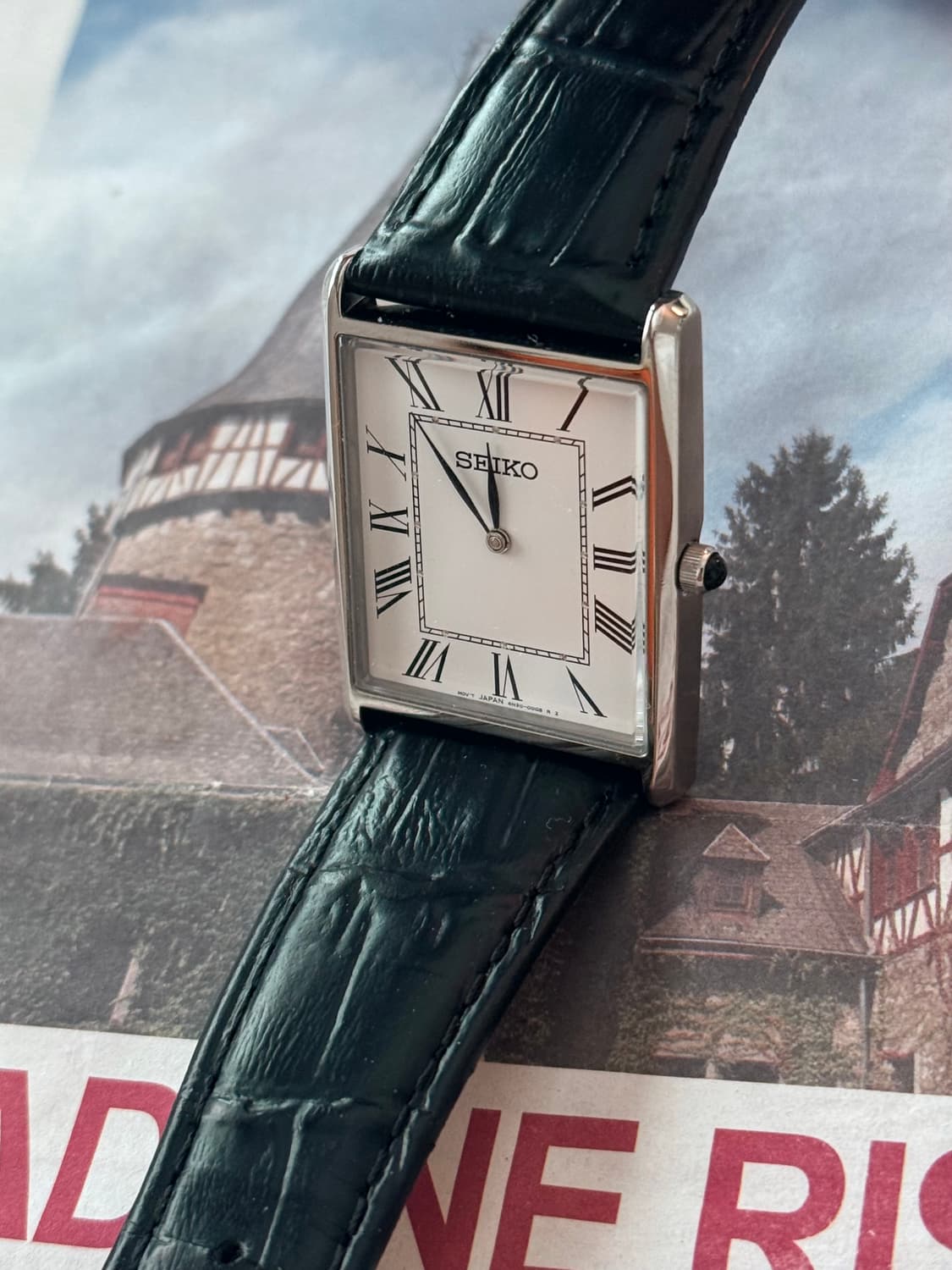 Seiko 세이코 Essentials Tank Quartz 상품이미지3