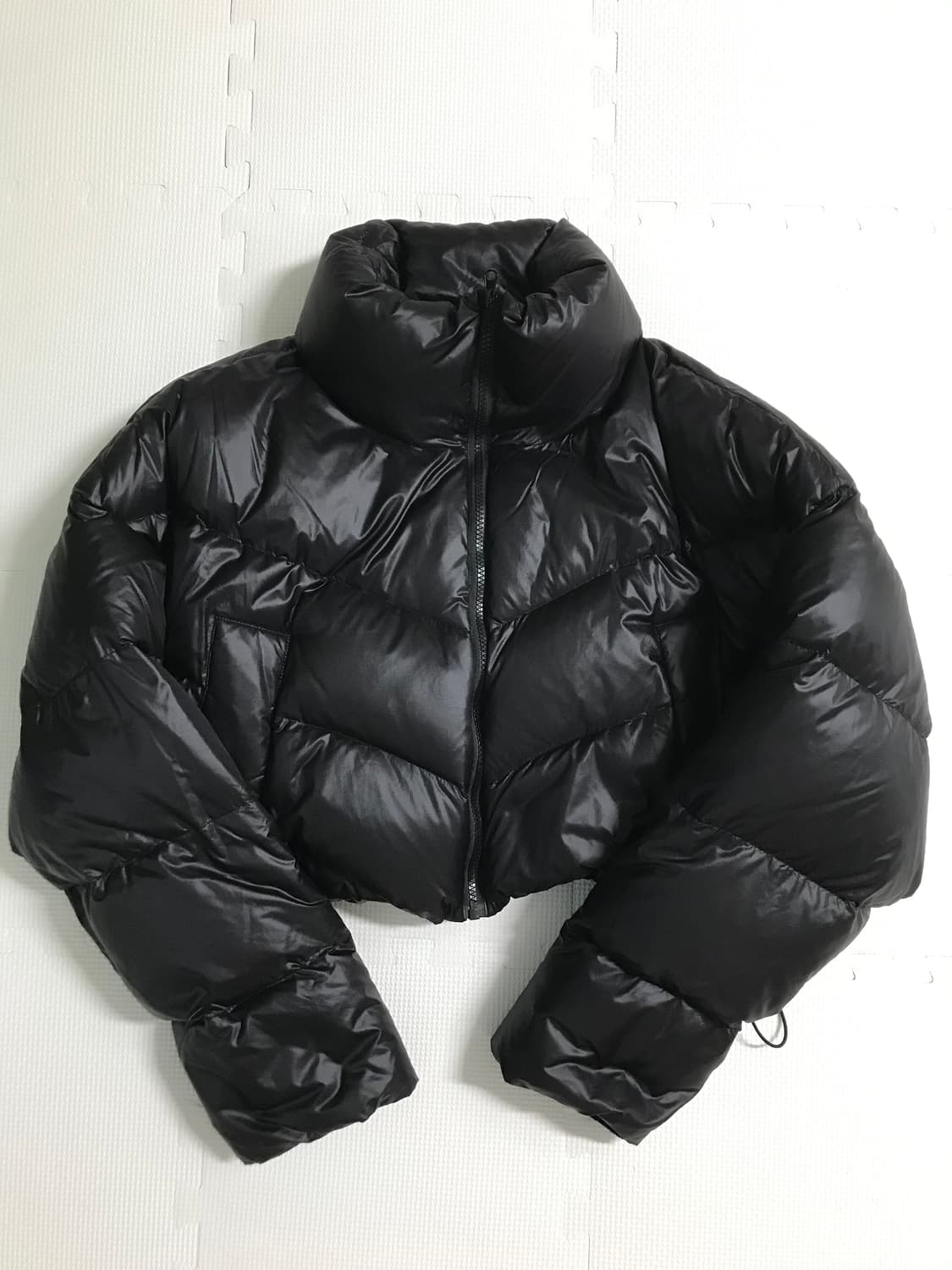 빈티지 덕다운 유광 숏패딩 상품이미지1