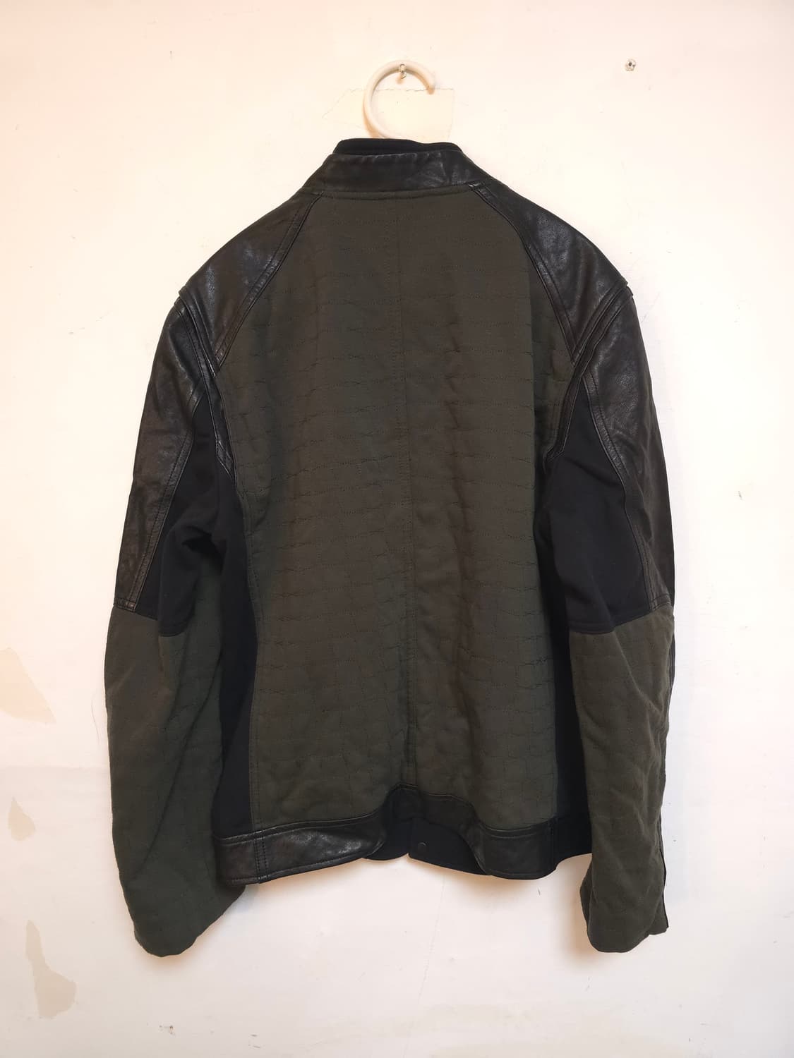 솔리드 옴므 우영미 가죽 자켓 110 (슬림) 상품이미지2