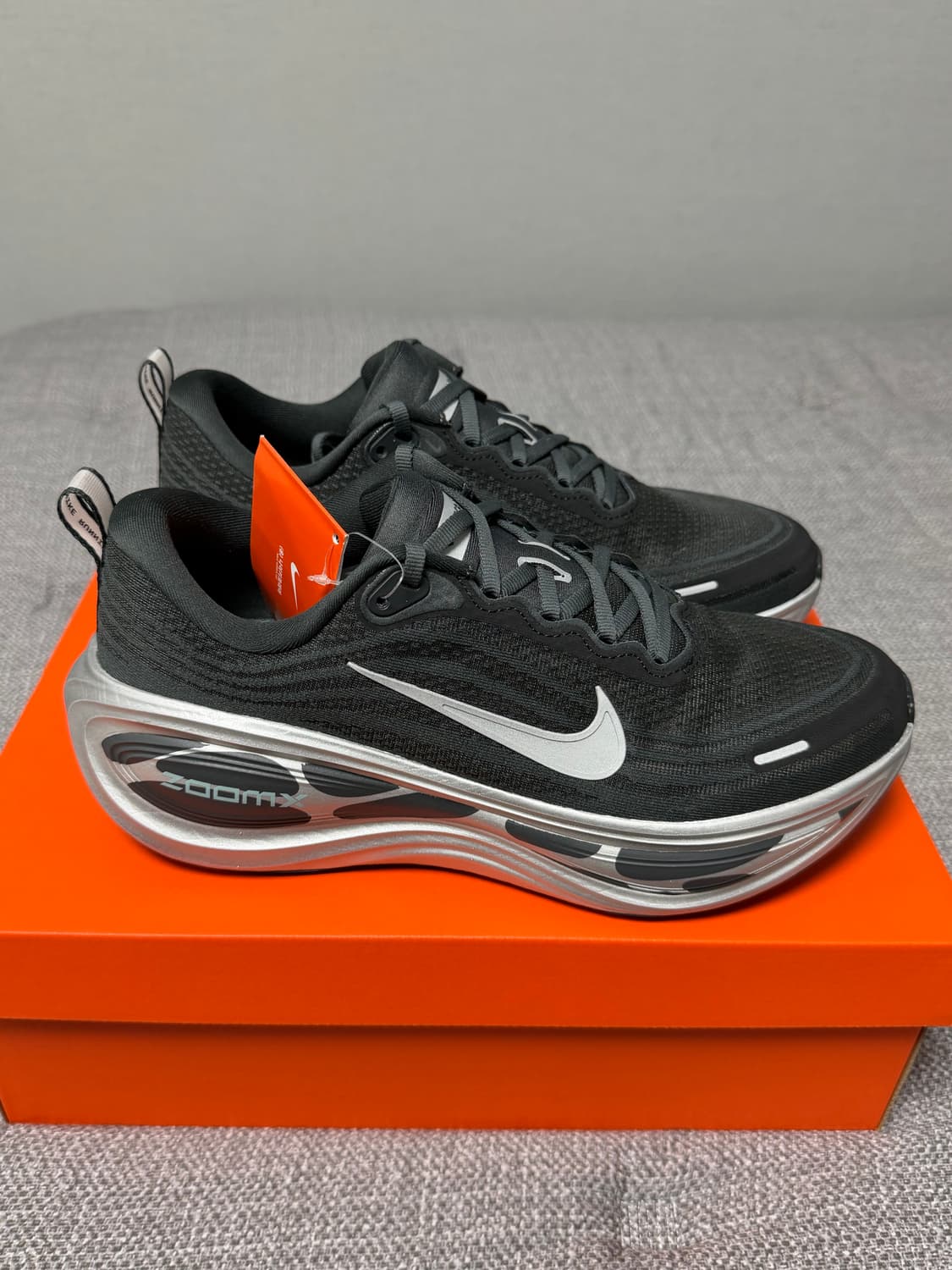 [270] 나이키 보메로 플러스 앤트러사이트 상품이미지4