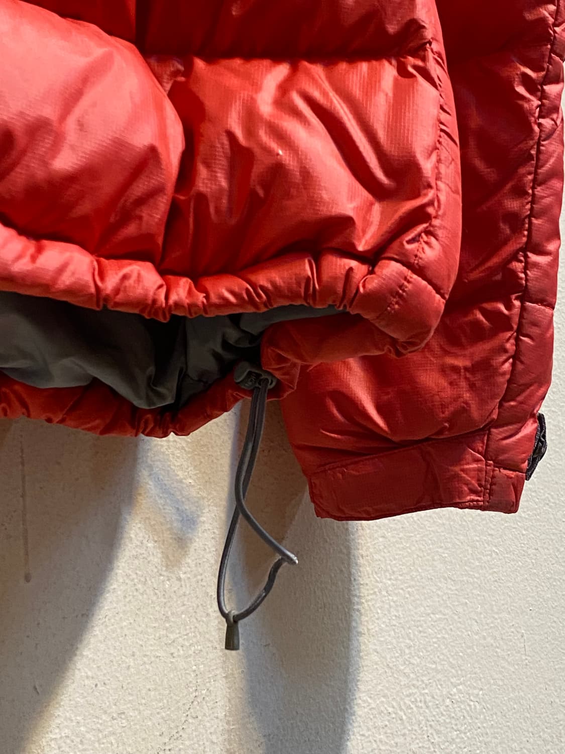 노스페이스 700 필 레드 구스 다운 자켓 상품이미지6