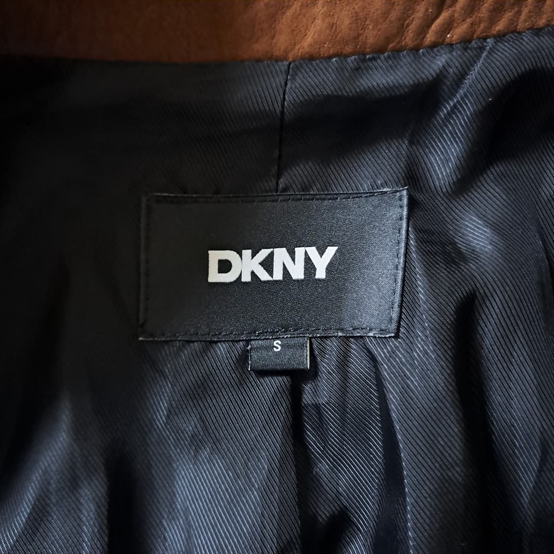 (택포) DKNY 25FW 누벅 양가죽 카멜 자켓 M B631 상품이미지8