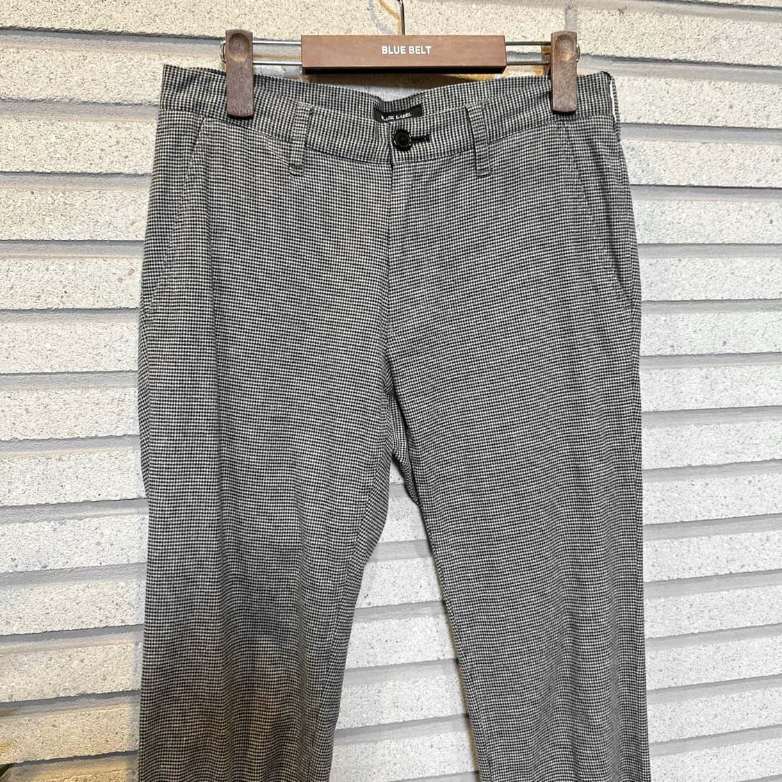 버버리 블랙라벨 하운즈투스 체크 울 슬랙스 사선포켓 디테일 슬림핏 상품이미지3