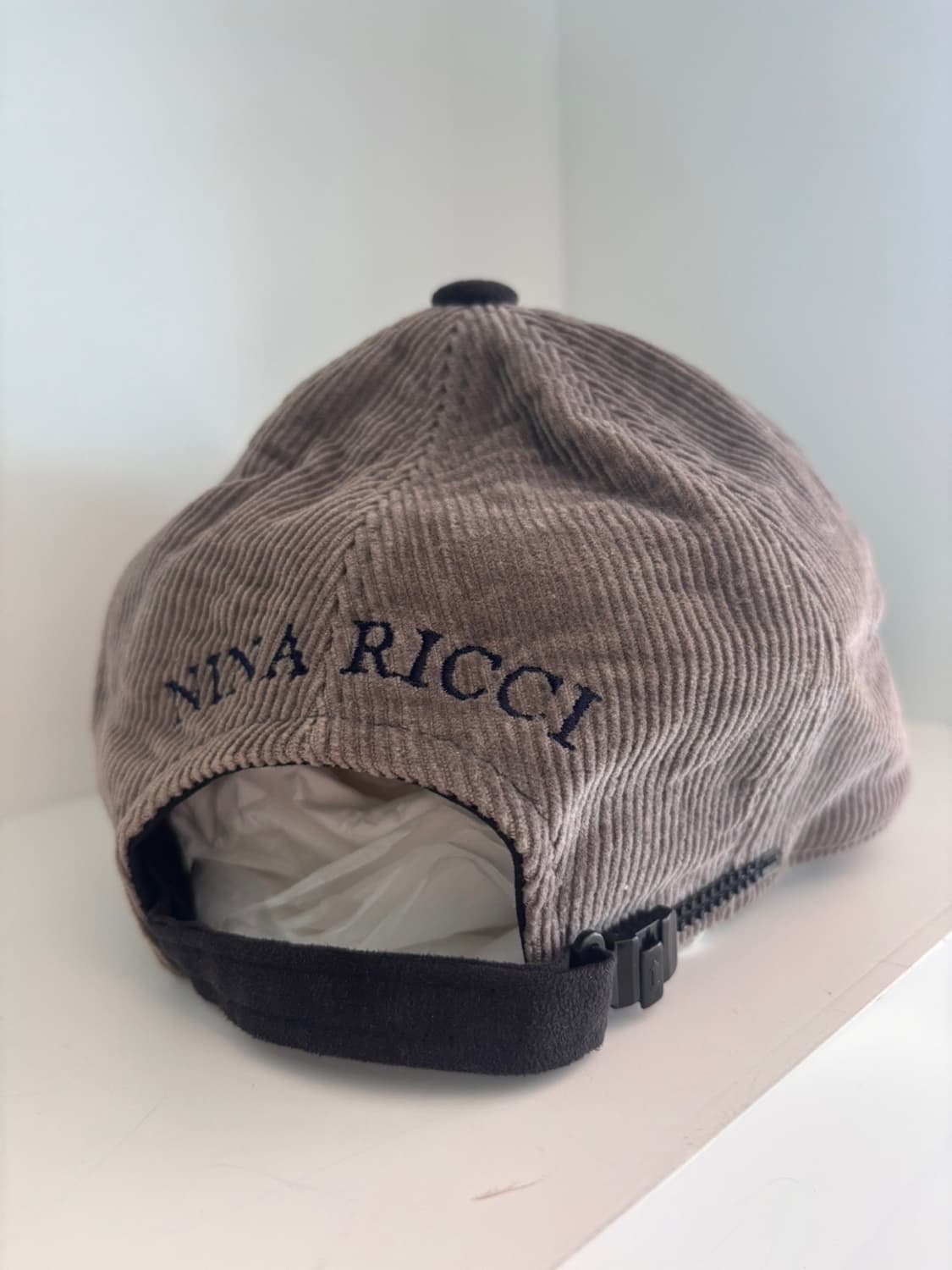 90s Nina Ricci Corduroy Cap 상품이미지5