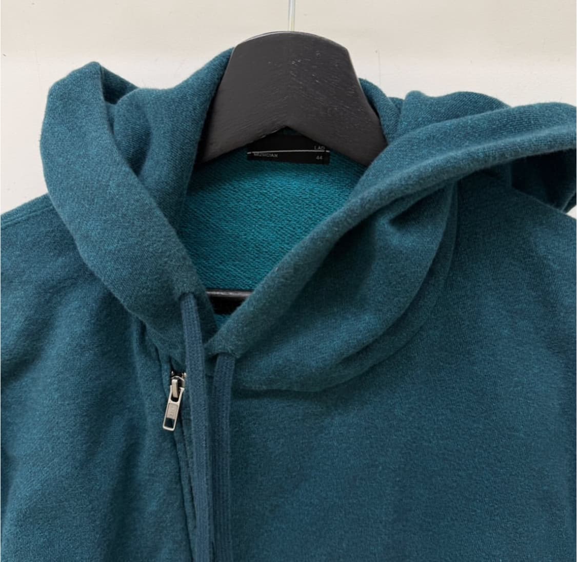 라드뮤지션 비대칭 후드 집업 상품이미지2