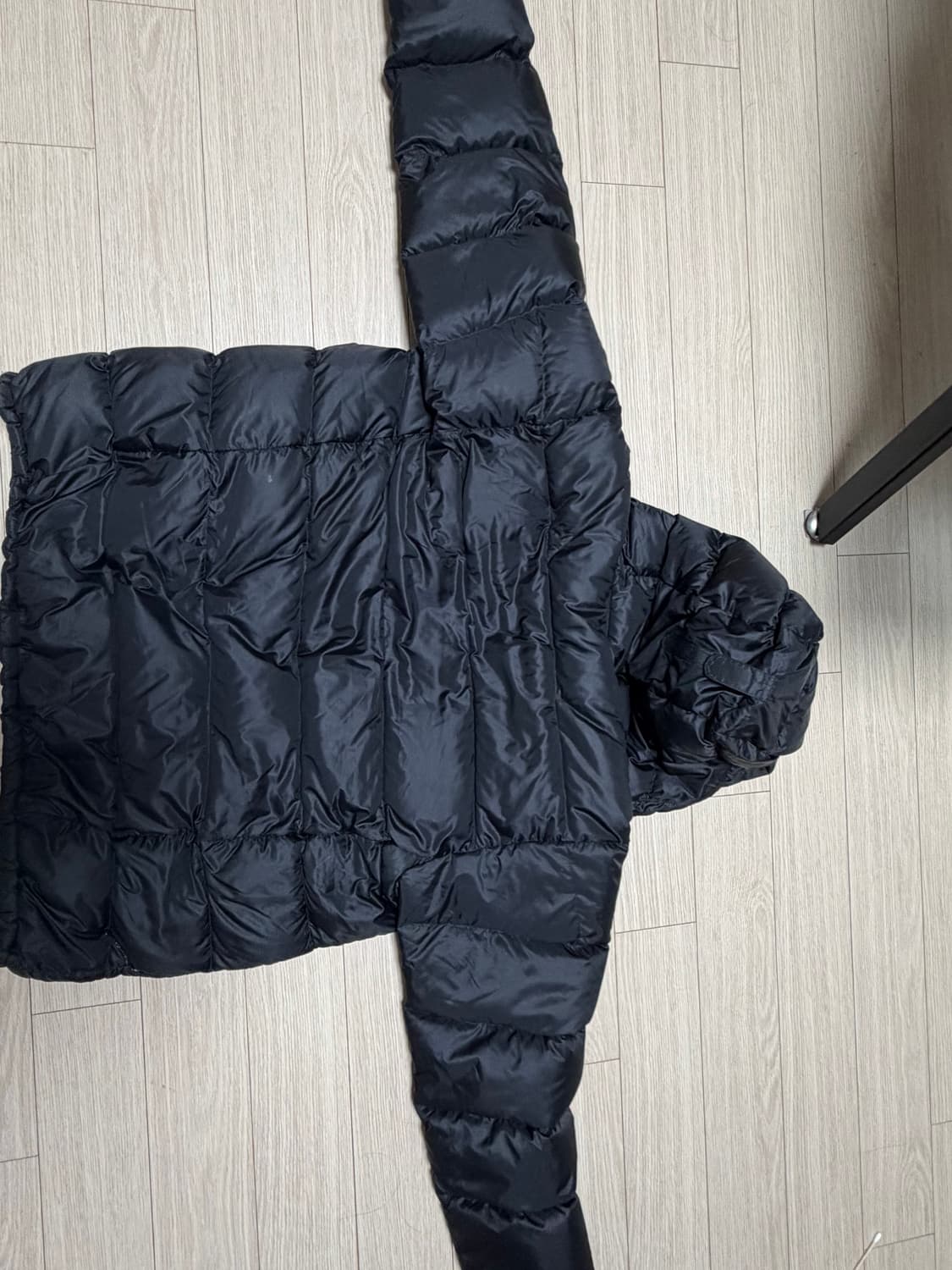 몽벨 라이트 알파인 다운 파카 블랙 새상품급 S사이즈 상품이미지3