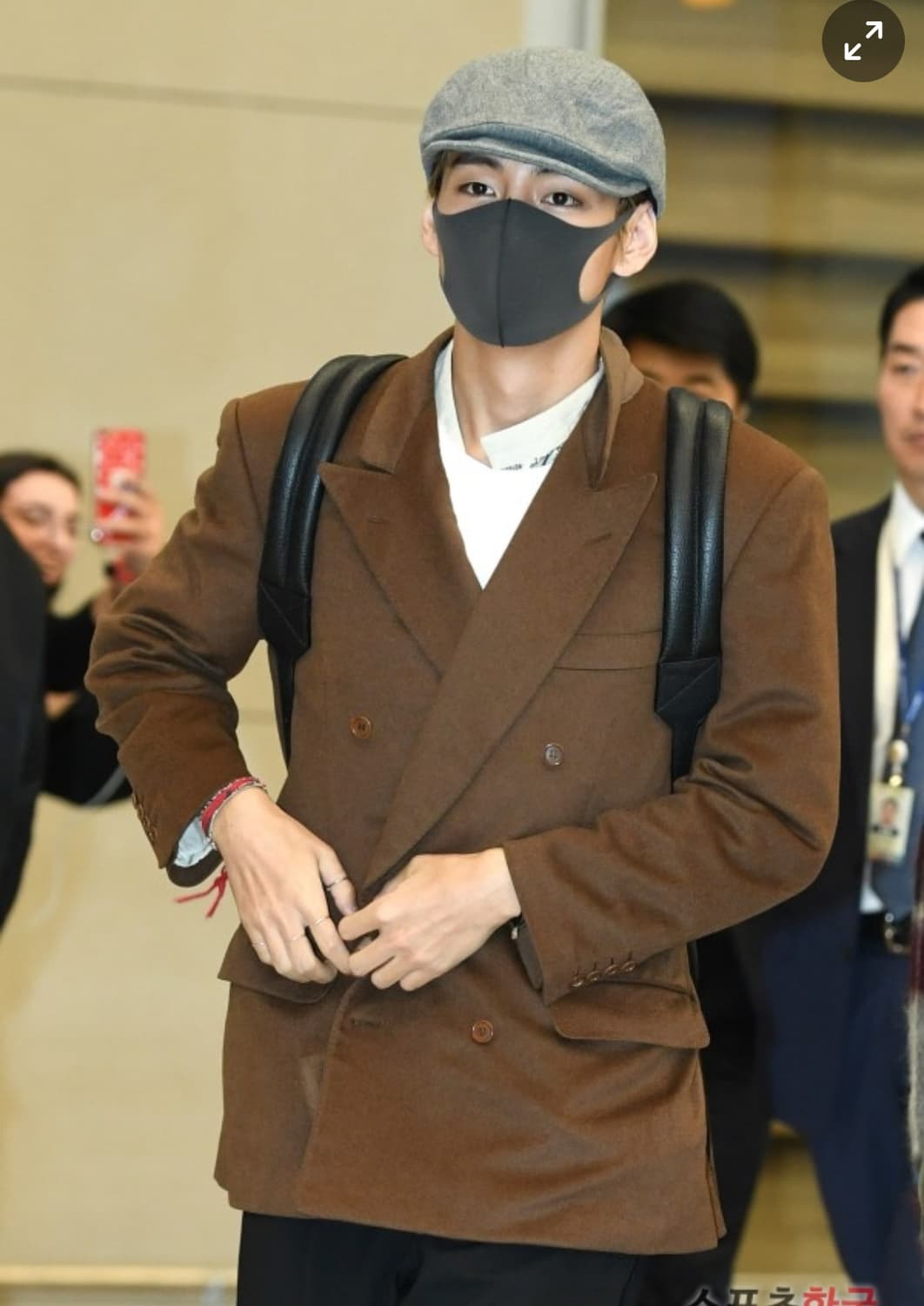 Dior 크리스챤 디올 뷔 브라운 더블 자켓 상품이미지8