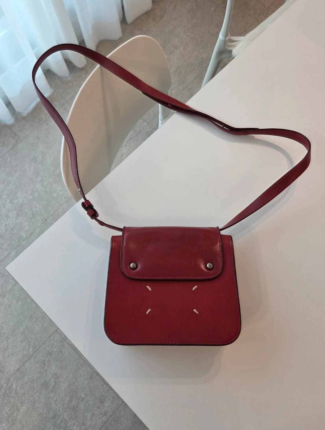 마르지엘라 레드 숄더백 상품이미지1