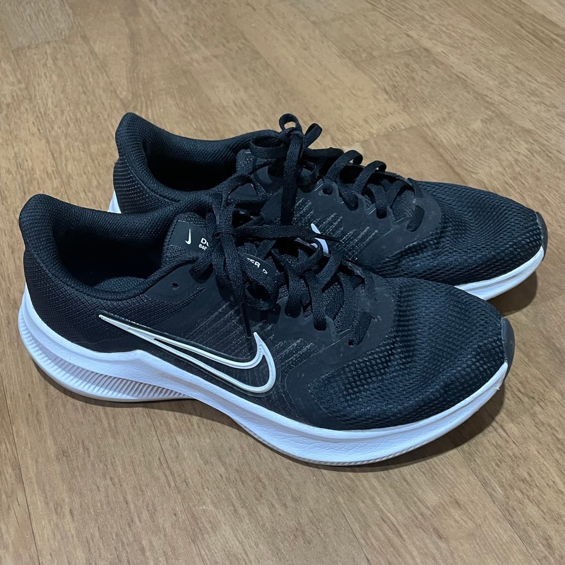 나이키 다운시프터 런닝화 265 상품이미지1