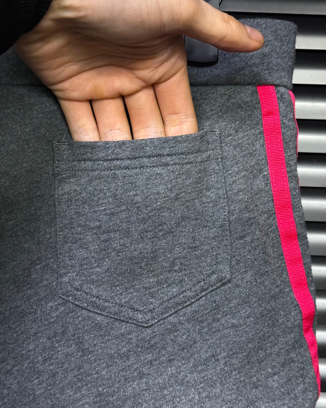 아디다스 삼선 핫팬츠 숏츠 반바지 차콜 핑크 xs 갸루 로리걸 고스 펑크 상품이미지4