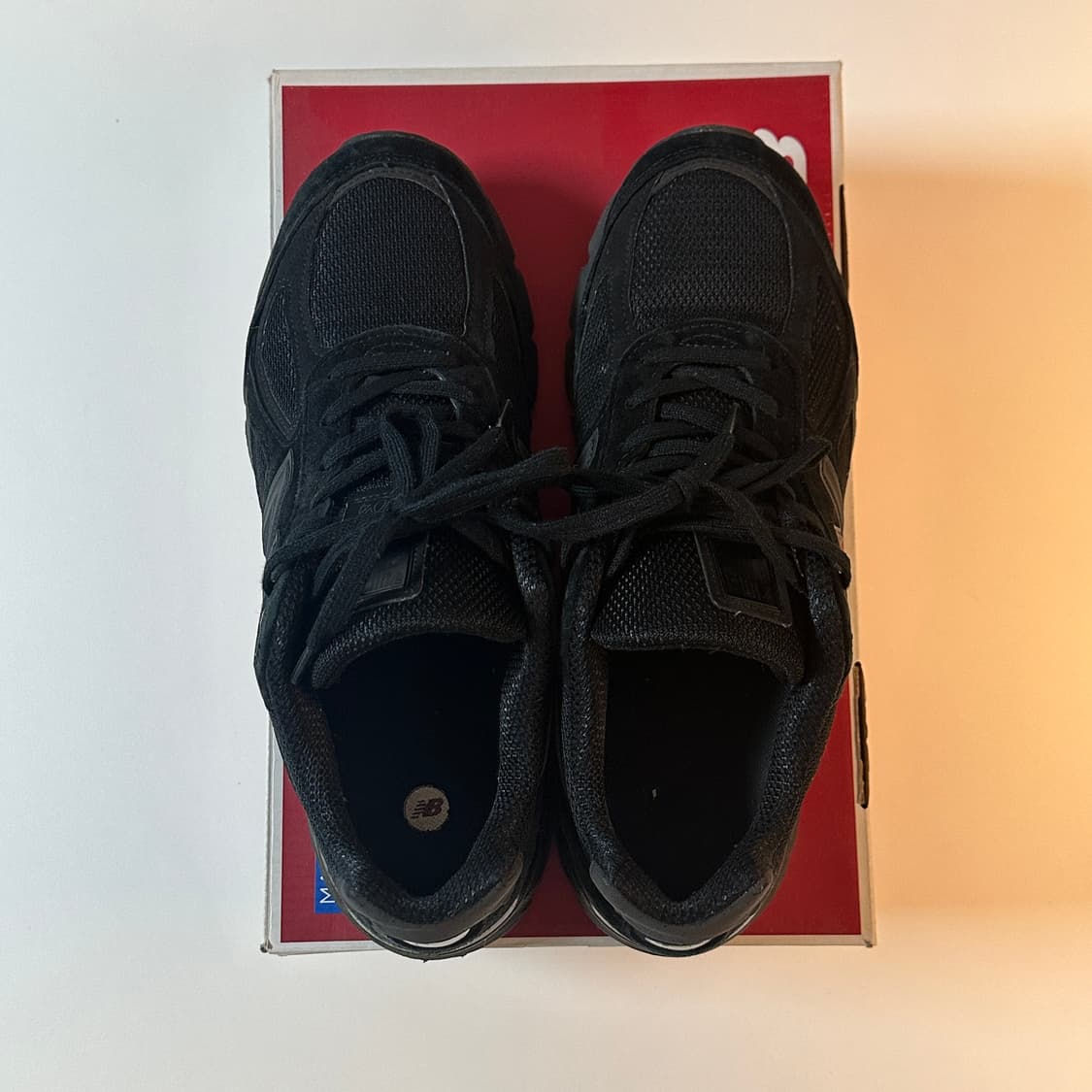 뉴발란스 990v4 트리플블랙 275 상품이미지6