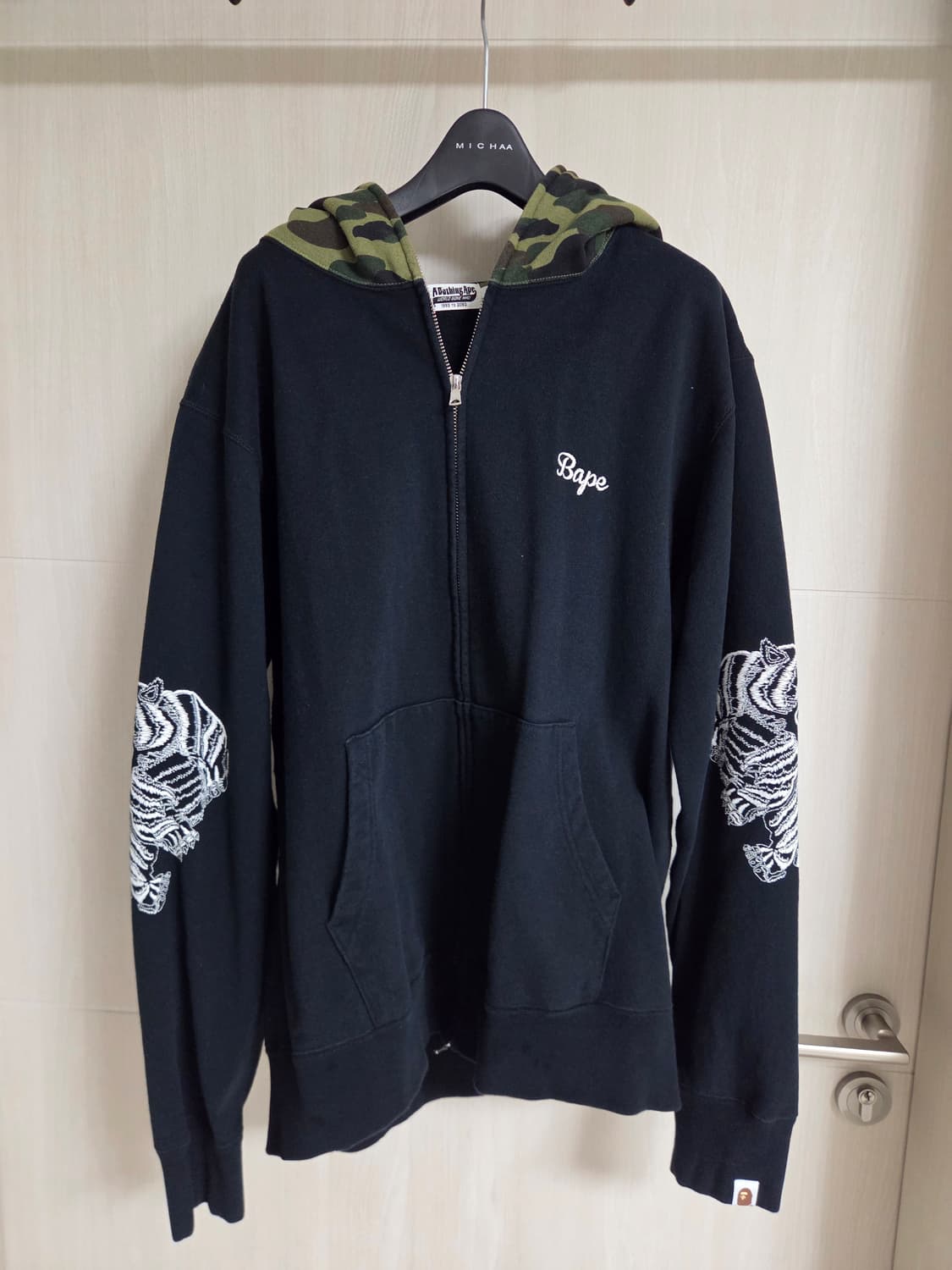 베이프 BAPE 타이거 엠보로이드 후드집업 XL 상품이미지1