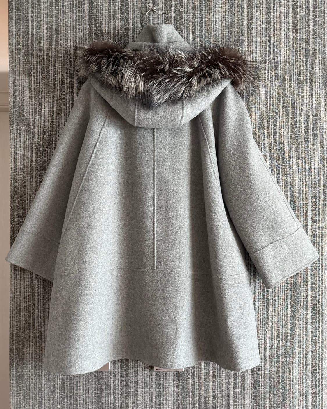 더아이잣 폭스 퍼 여우털 후드 탈부착 그레이 울 블렌드 케이프 코트 망토 상품이미지6