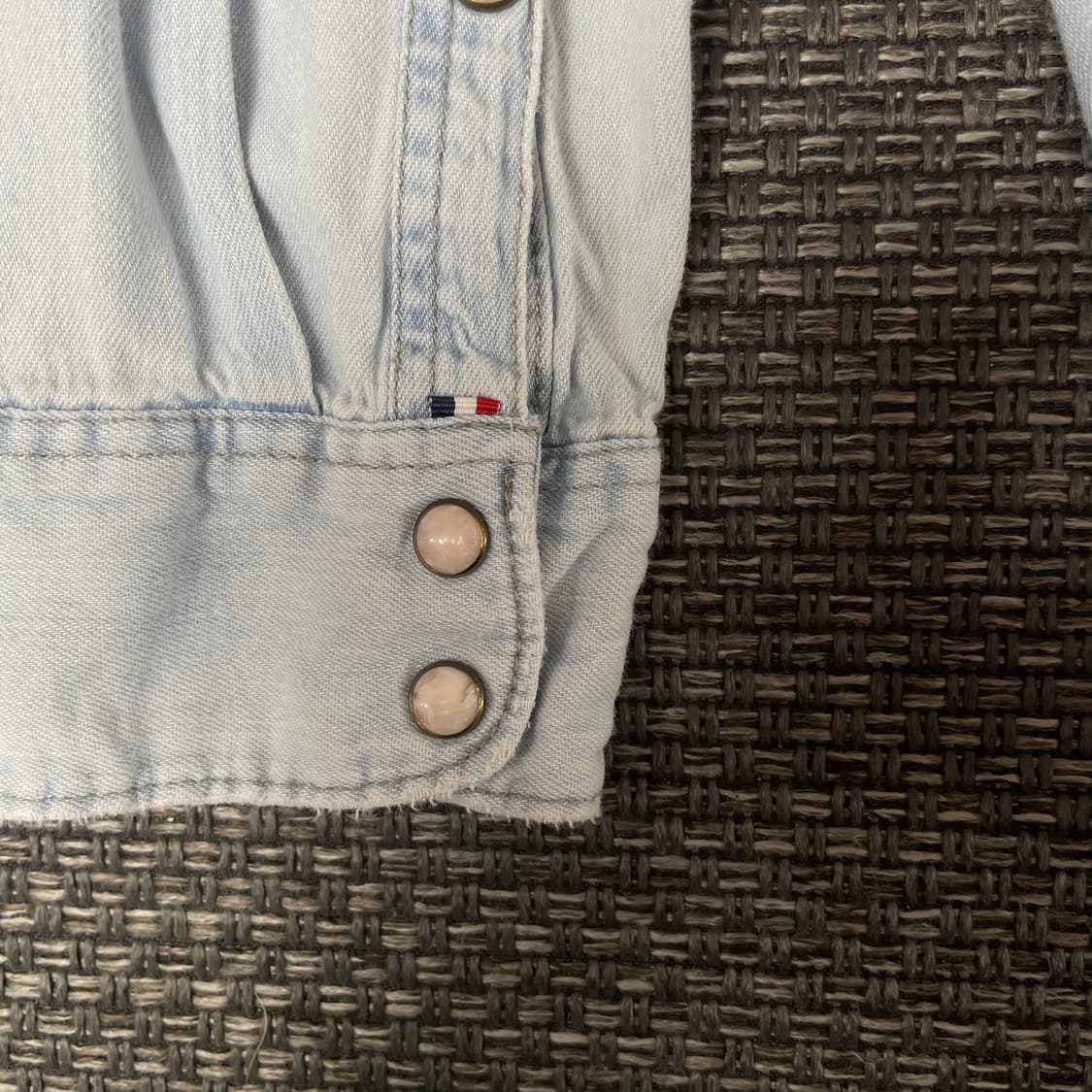 타미힐피거 미니로고 투포켓 연청 레귤러 데님 웨스턴 셔츠 S 상품이미지4