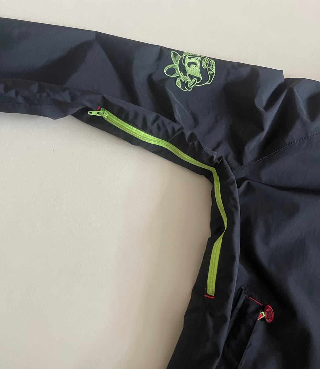 아라이 바람막이 자켓 상품이미지5