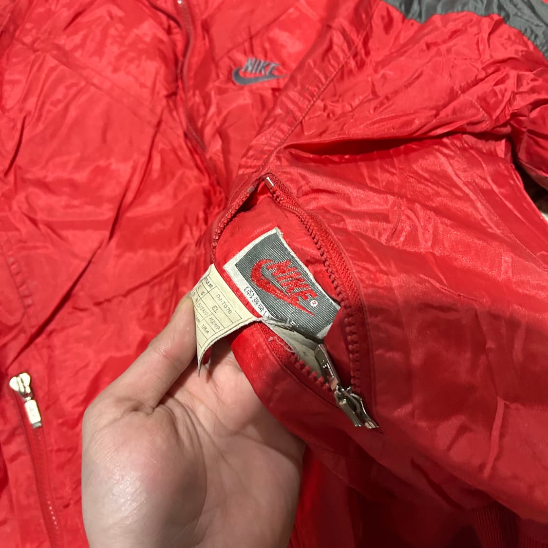 나이키(NIKE) 00S 그레이 리버시블 패딩 상품이미지9