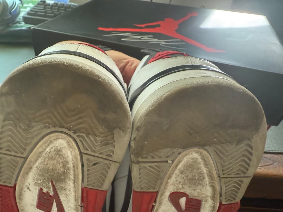 에어조던4 270 파이어레드 상품이미지4