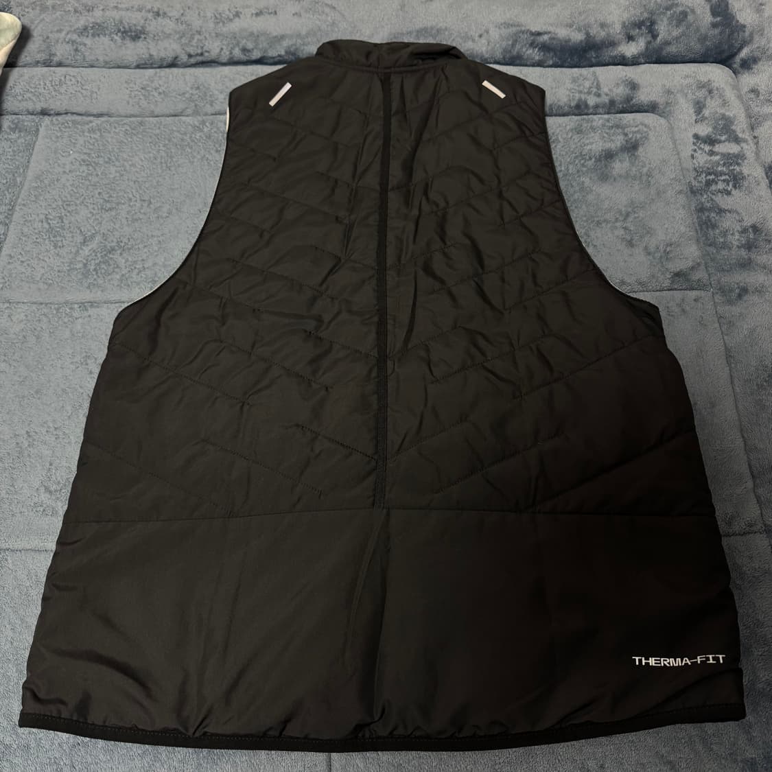 나이키 써마핏 adv 베스트 L 상품이미지3