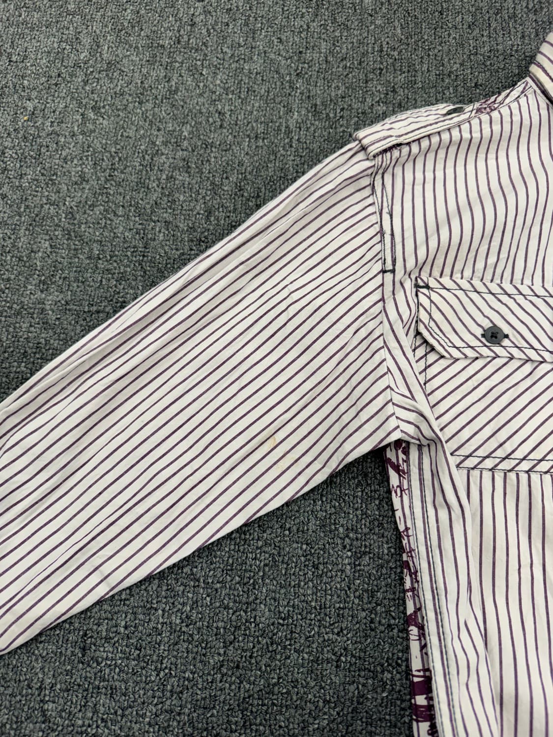 M)Up Roar 빈티지 프린팅 여성 스트라이프 긴팔셔츠 상품이미지3