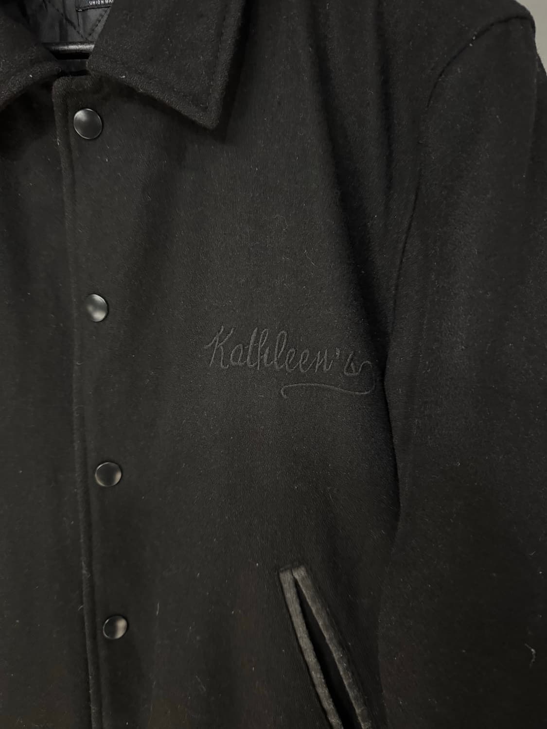 Stooge & Co 레터링 누빔 바시티자켓 상품이미지6