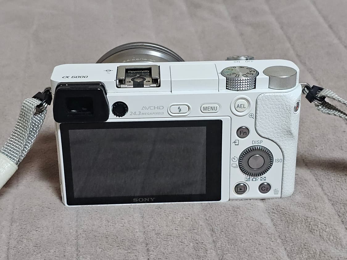 소니 A6000 미러리스 카메라 상품이미지5