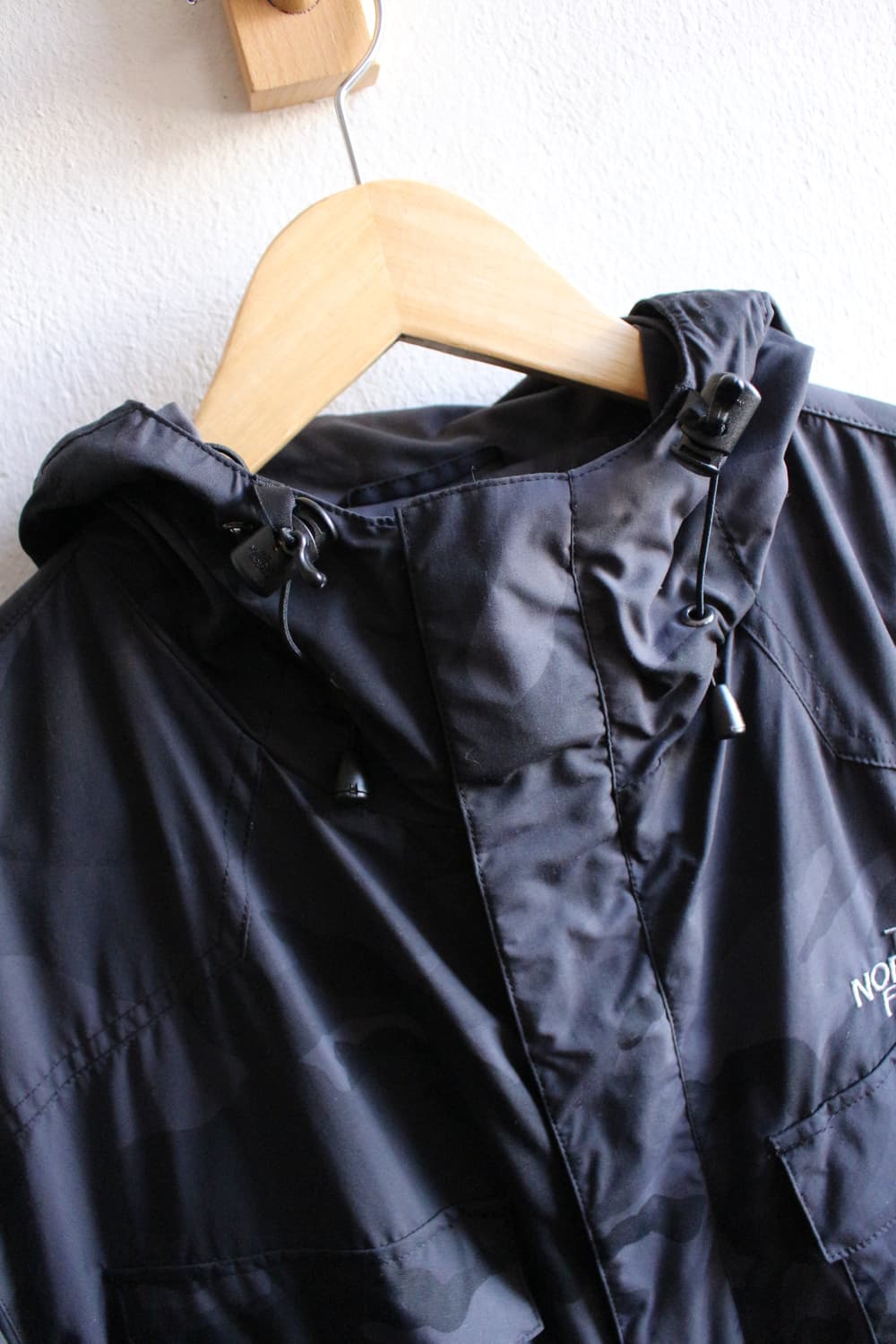 노스페이스 윈드브레이커 상품이미지8