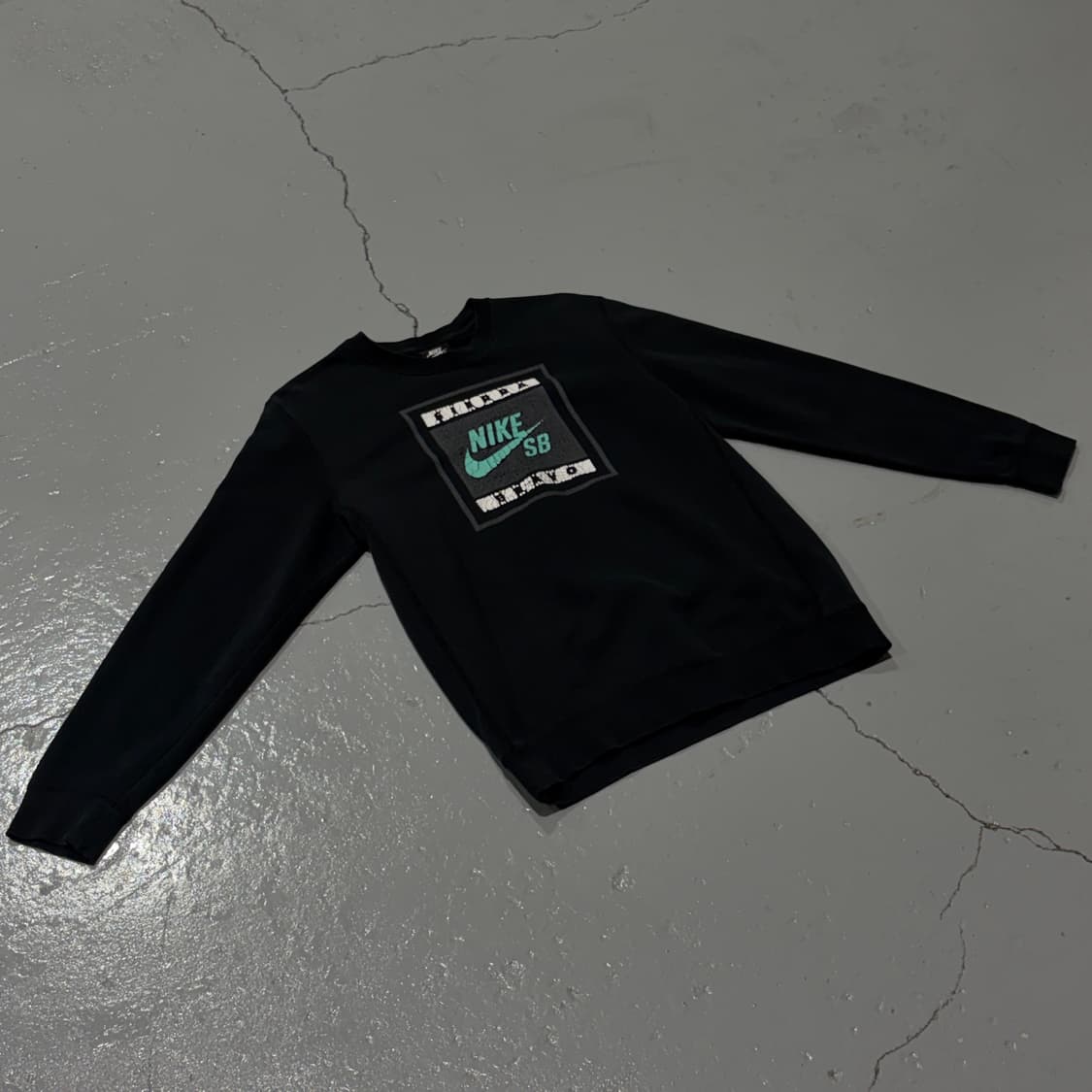 나이키SB(NikeSB) 시에라 브라보 빈티지 블랙 스웻셔츠 상품이미지1