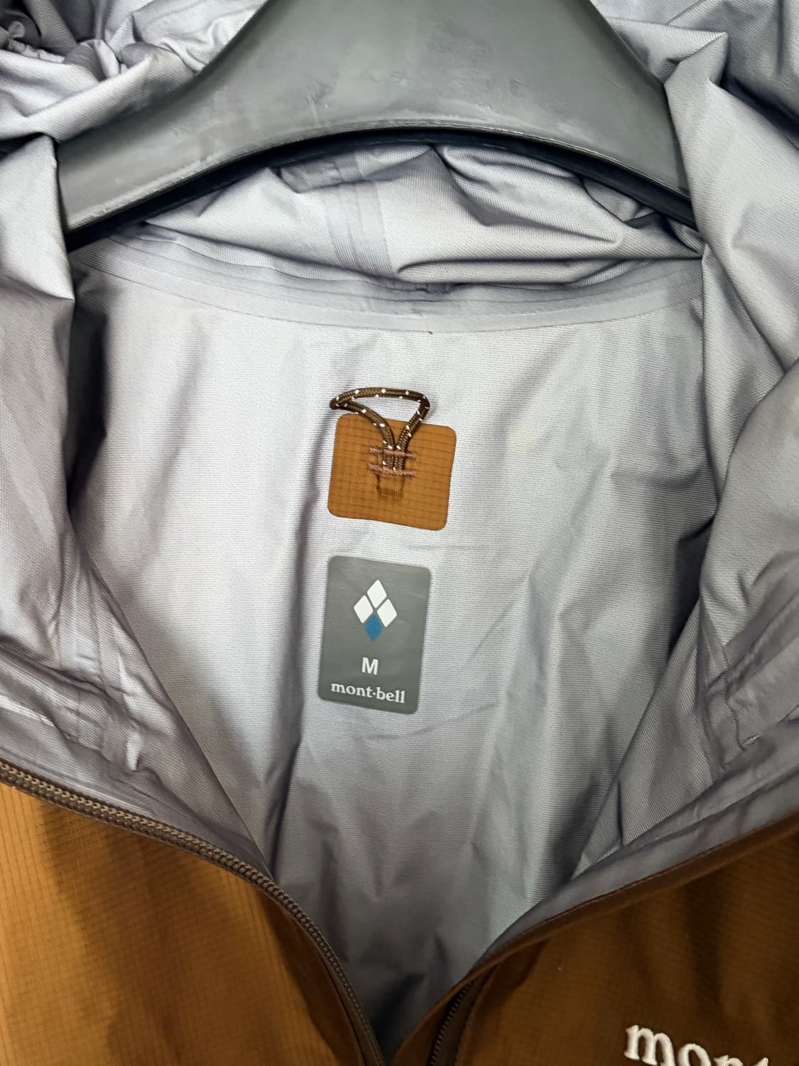 몽벨 스톰 크루저 재킷  고어텍스 레인웨어(우먼) 상품이미지2