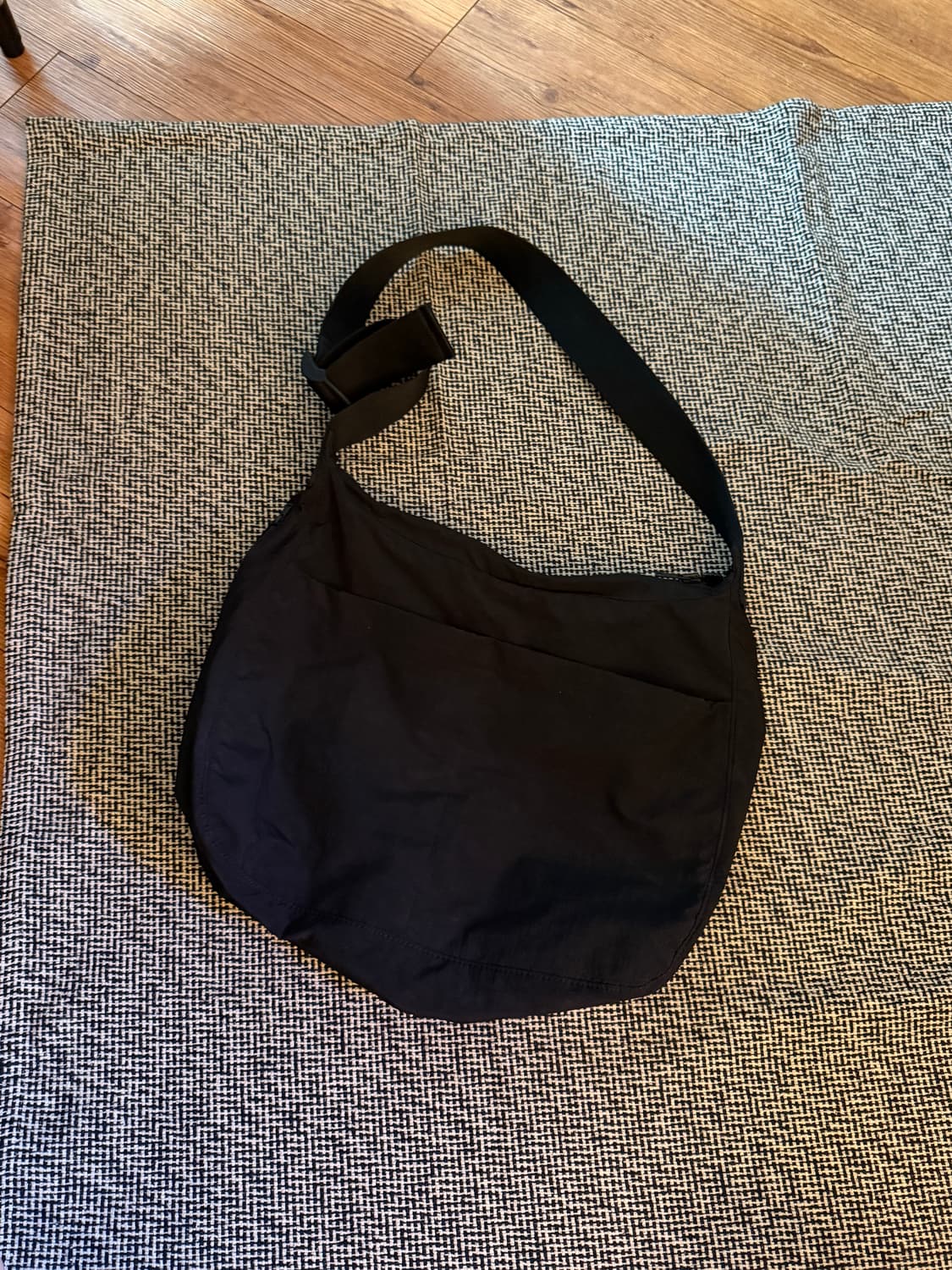 코스(cos) 크로스백 상품이미지1