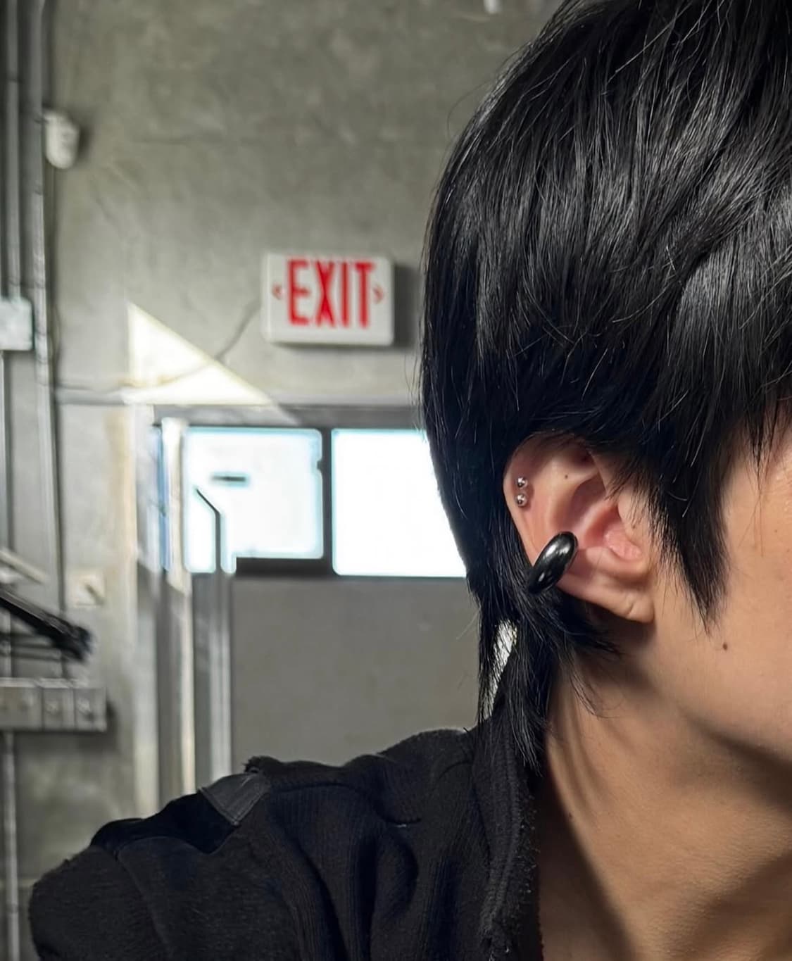 (OS) 컴퓨터포맷 CF 리치 이어커프 다크 블랙 상품이미지3