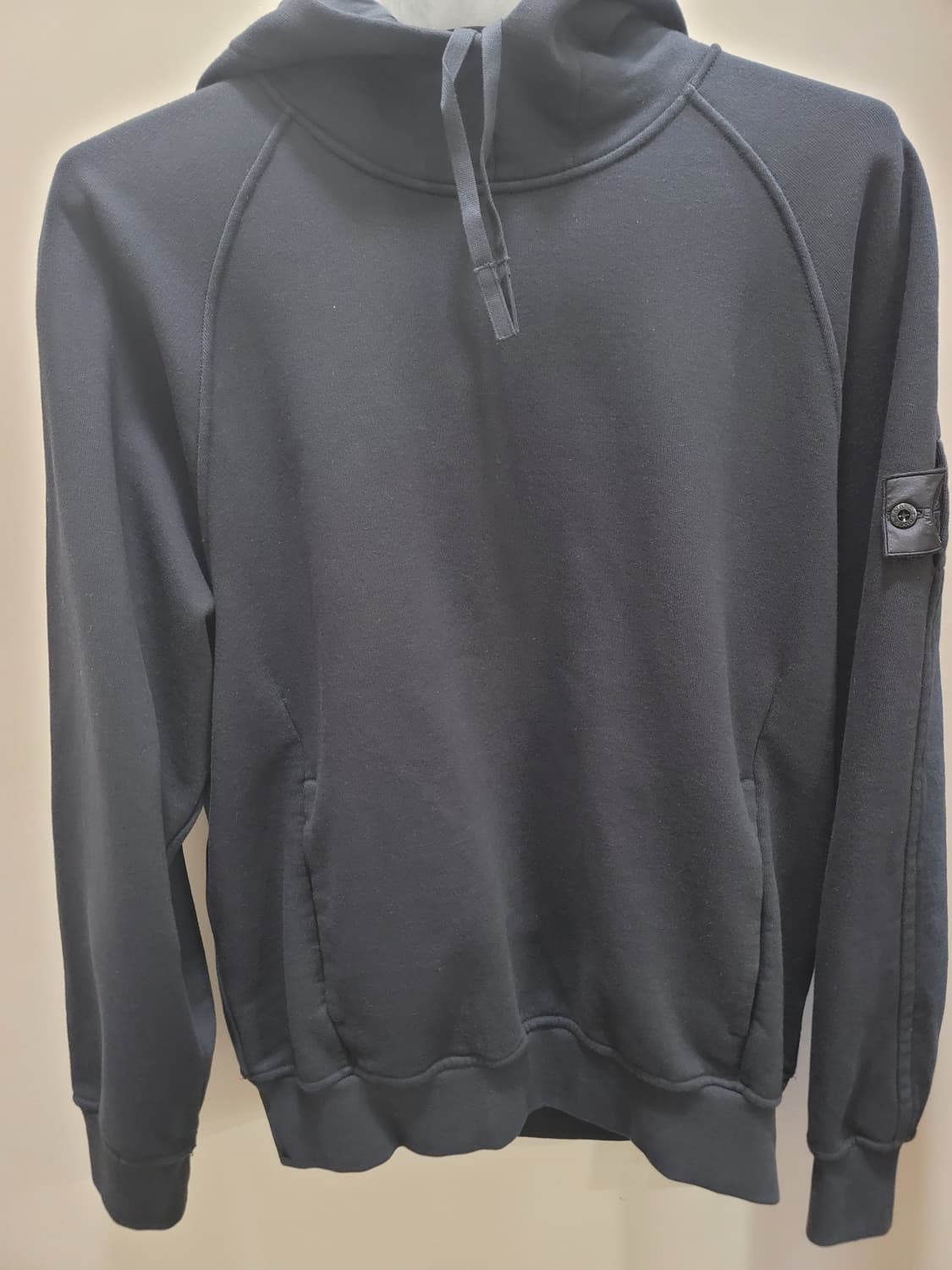 스톤아일랜드 쉐도우프로젝트 블랙 후드티 상품이미지1