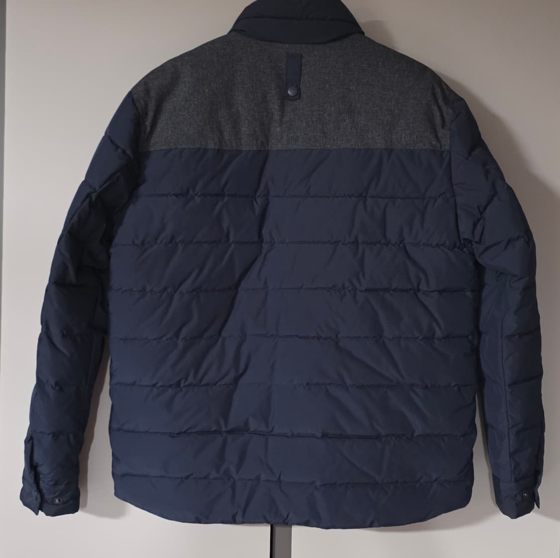 코오롱스포츠  남자 경량패딩. 싸이즈  100 상품이미지2