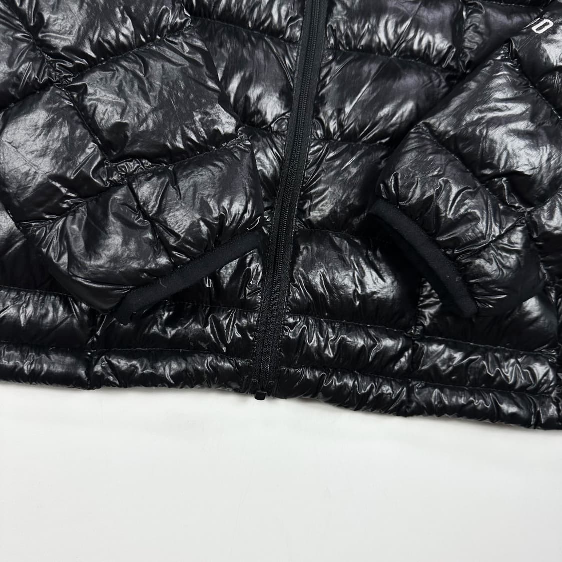 노스페이스 써밋시리즈 경량패딩 블랙 여성XS 상품이미지4