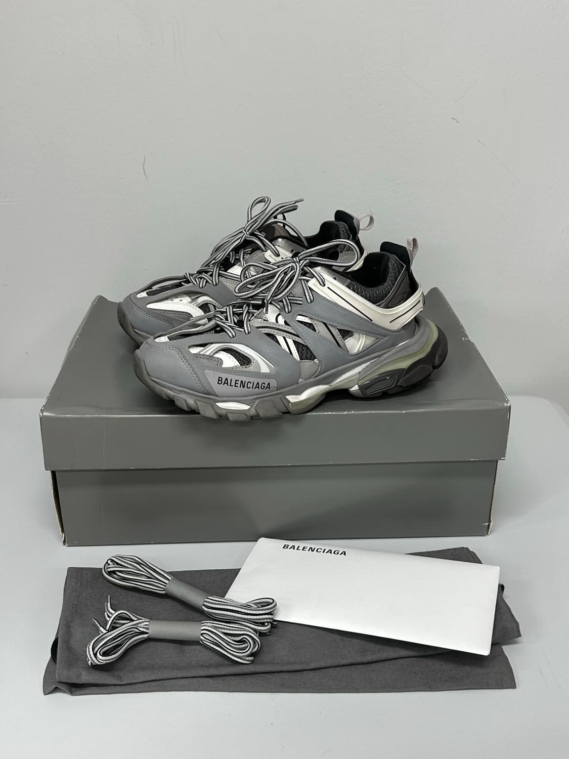 발렌시아가 트랙슈즈 그레이 EU39 상품이미지1