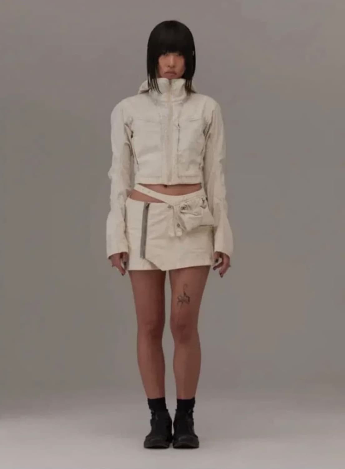 [구해요!!] hyeinseo 혜인서 워시드 크롭 자켓 1사이즈 구해요 상품이미지1