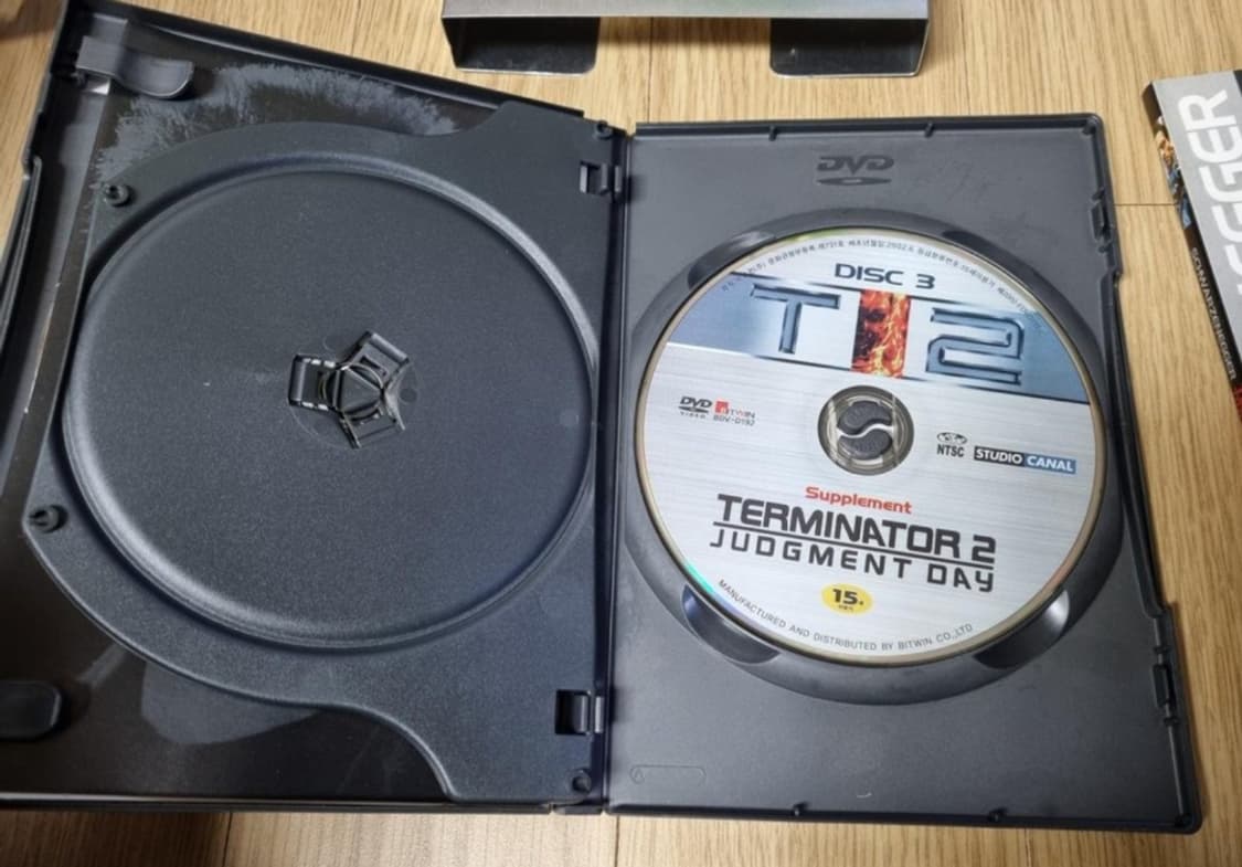 터미네이터2 얼티메이트 에디션 dvd 3cd 상품이미지5
