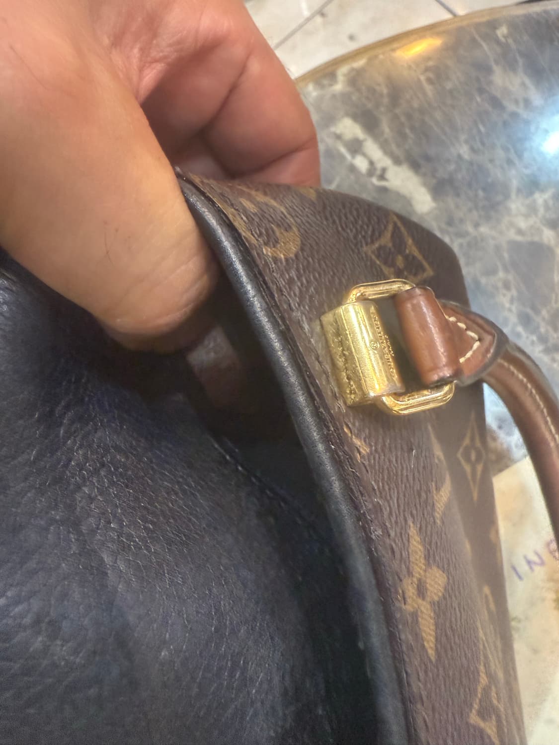 정품 루이비통 팔라스 MM 팝니다 상품이미지9